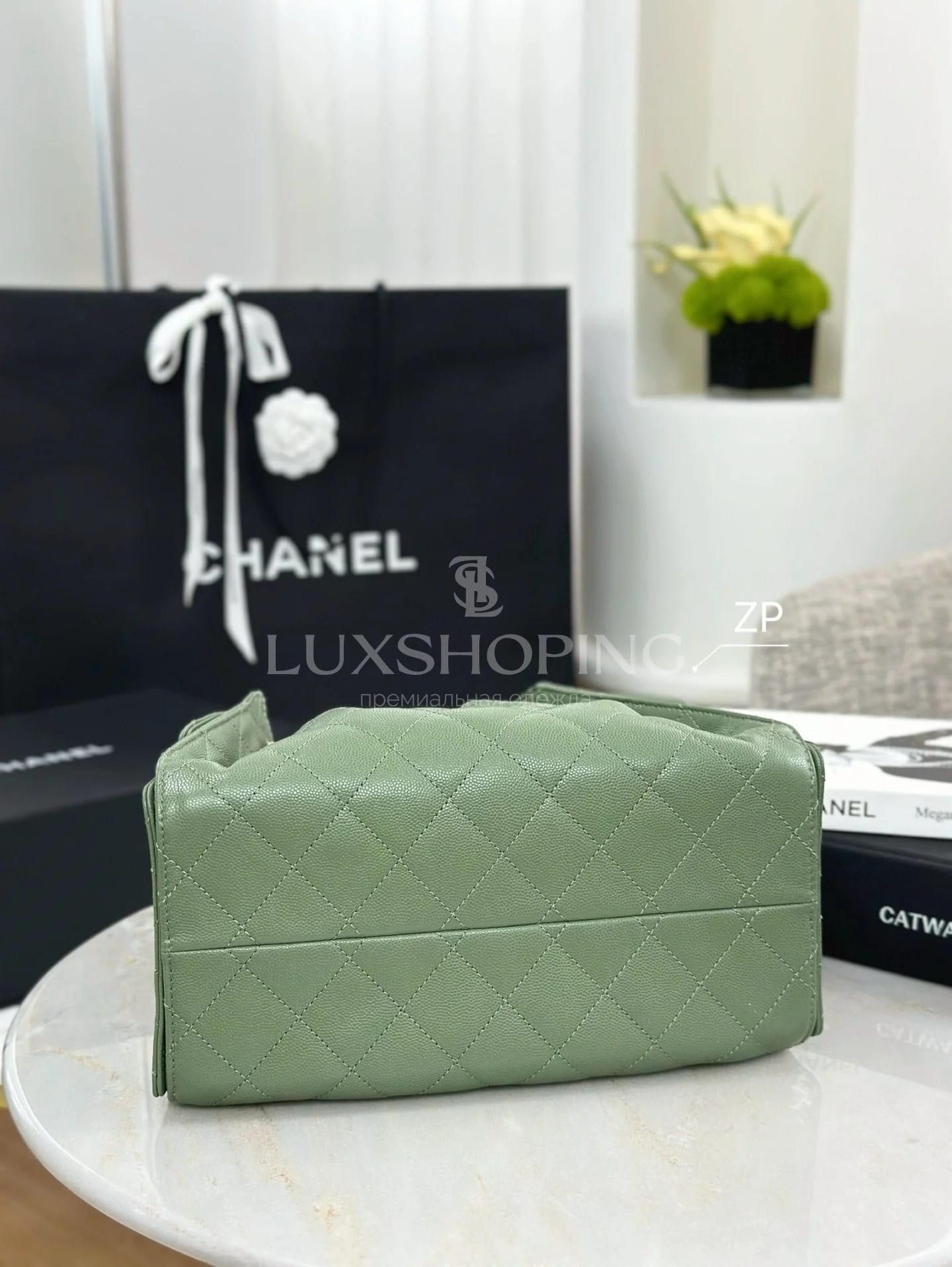CHANEL 25C сумка-хобо 30×26×14 см зеленая - фото 9