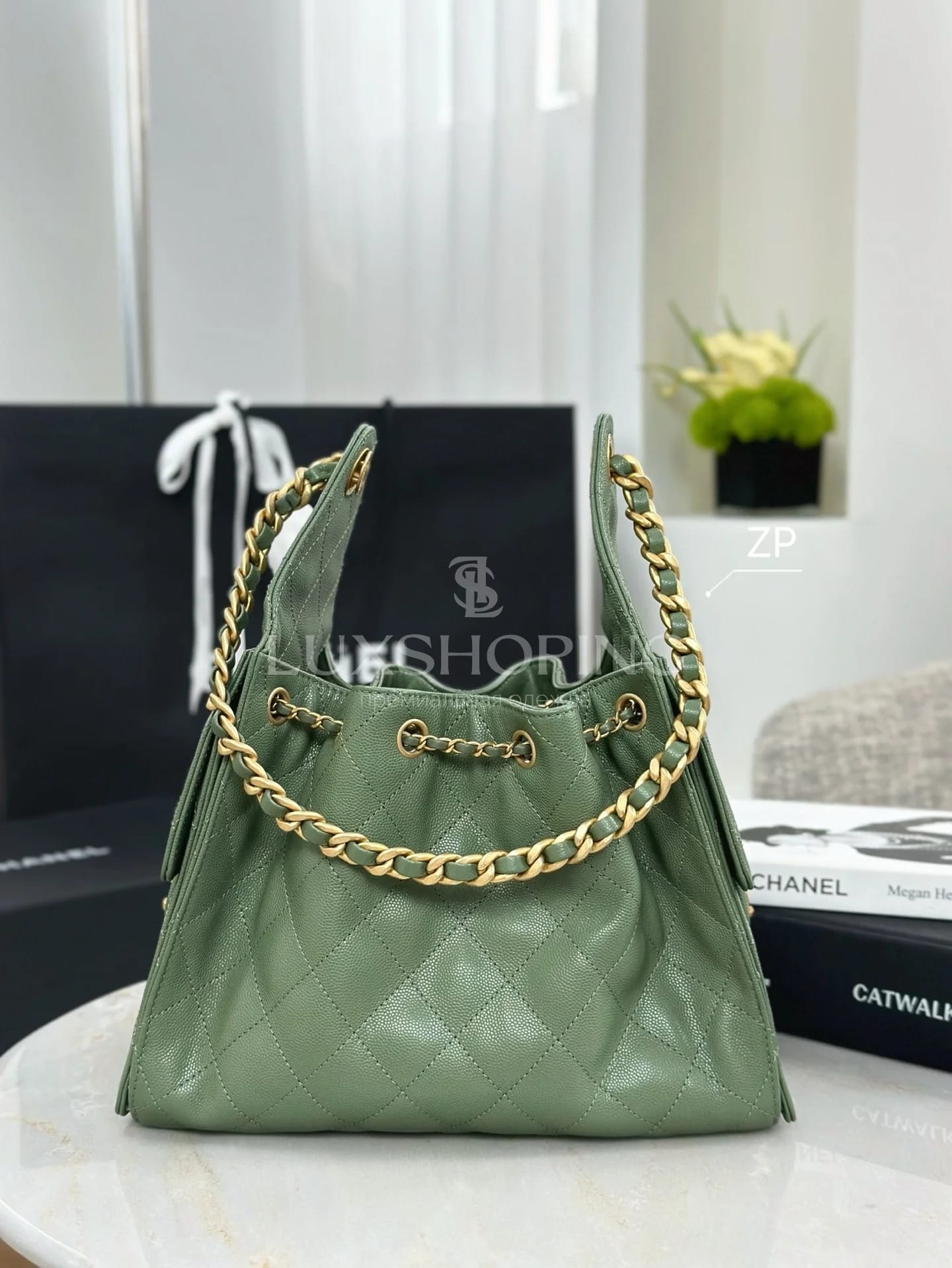 CHANEL 25C сумка-хобо 30×26×14 см зеленая - фото 10