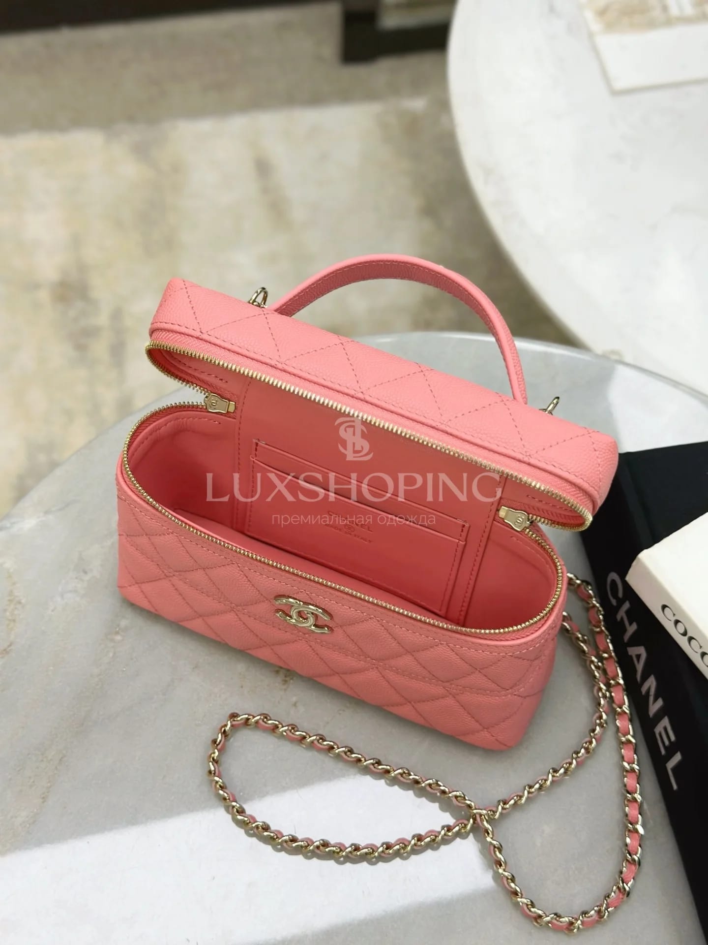 CHANEL 25C LP розовая 17×19,5×5 см - фото 9