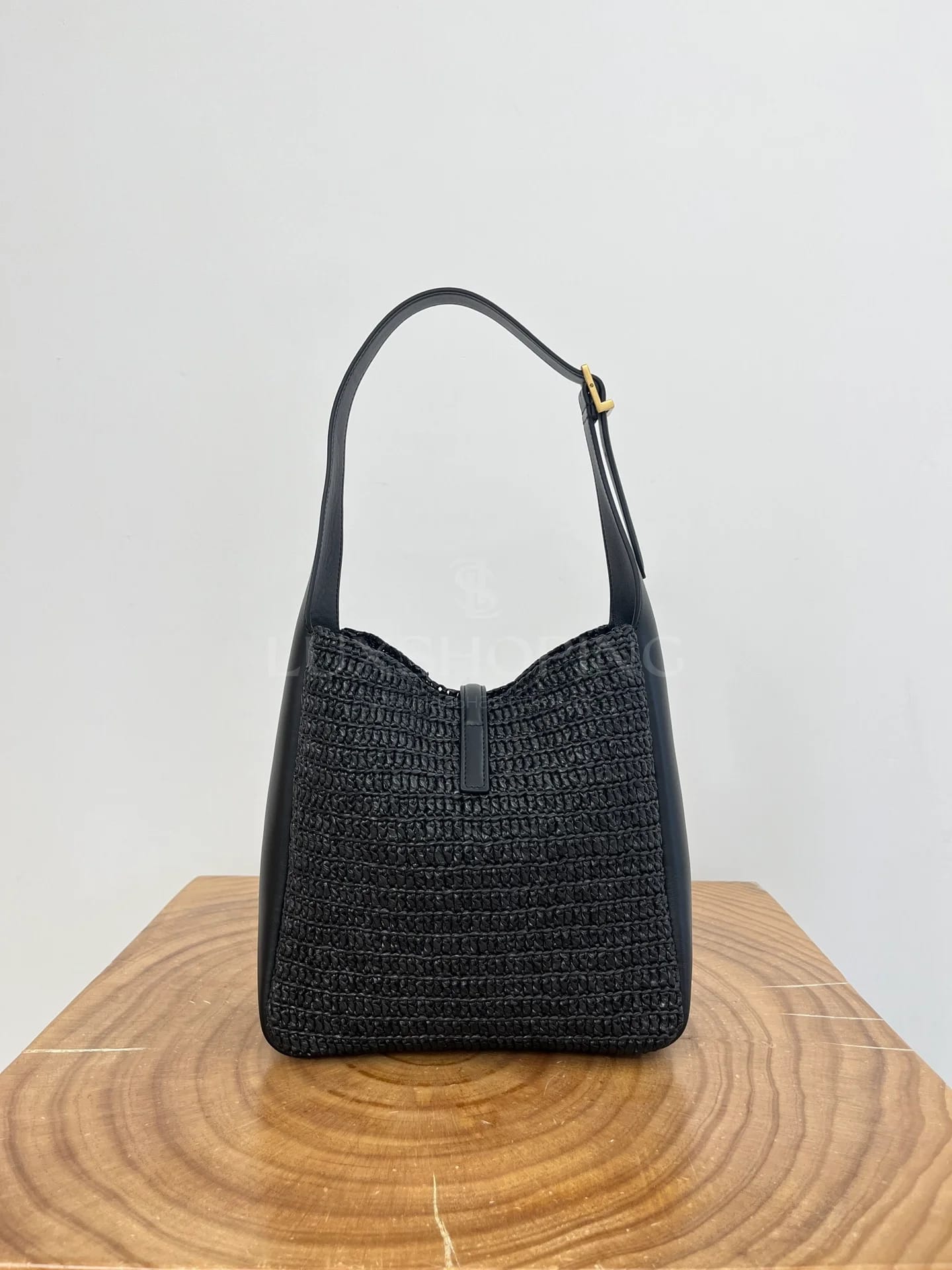 Сумка YSL Le Soft Hobo 22×22×10 см черная - фото 10