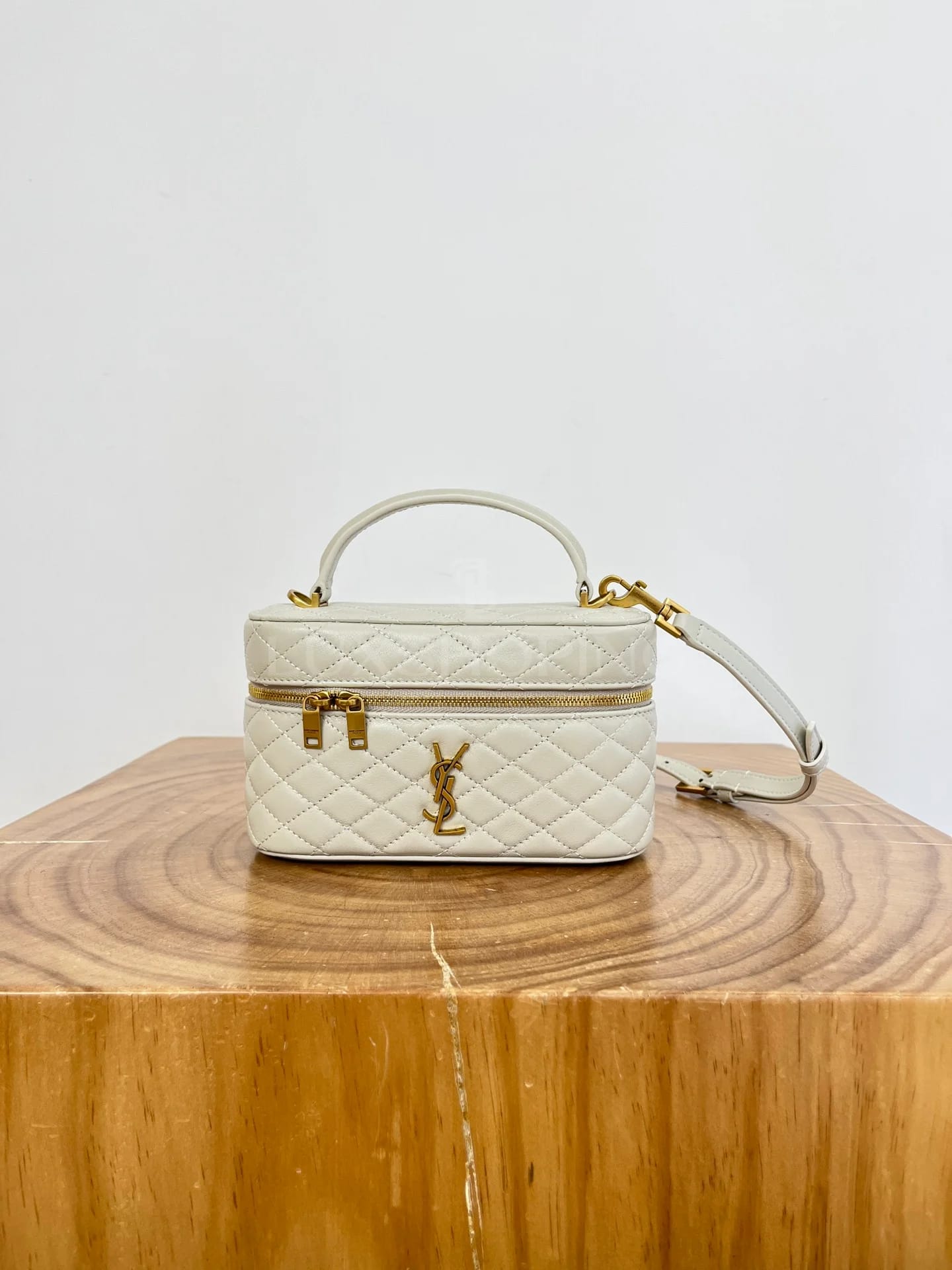 Сумка YSL Gaby Mini 18×11×6.5 см белая - фото 2