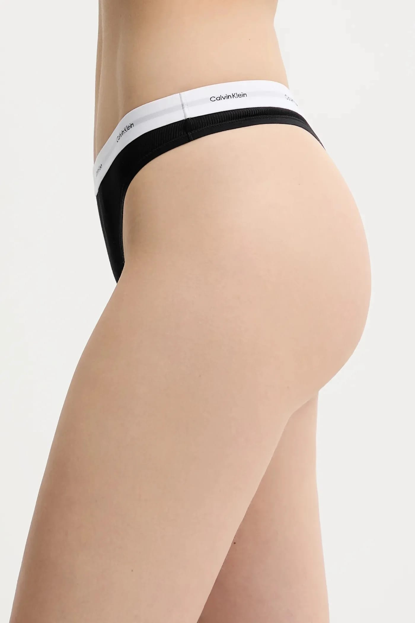 Трусики Calvin Klein Underwear черные для женщин - фото 2