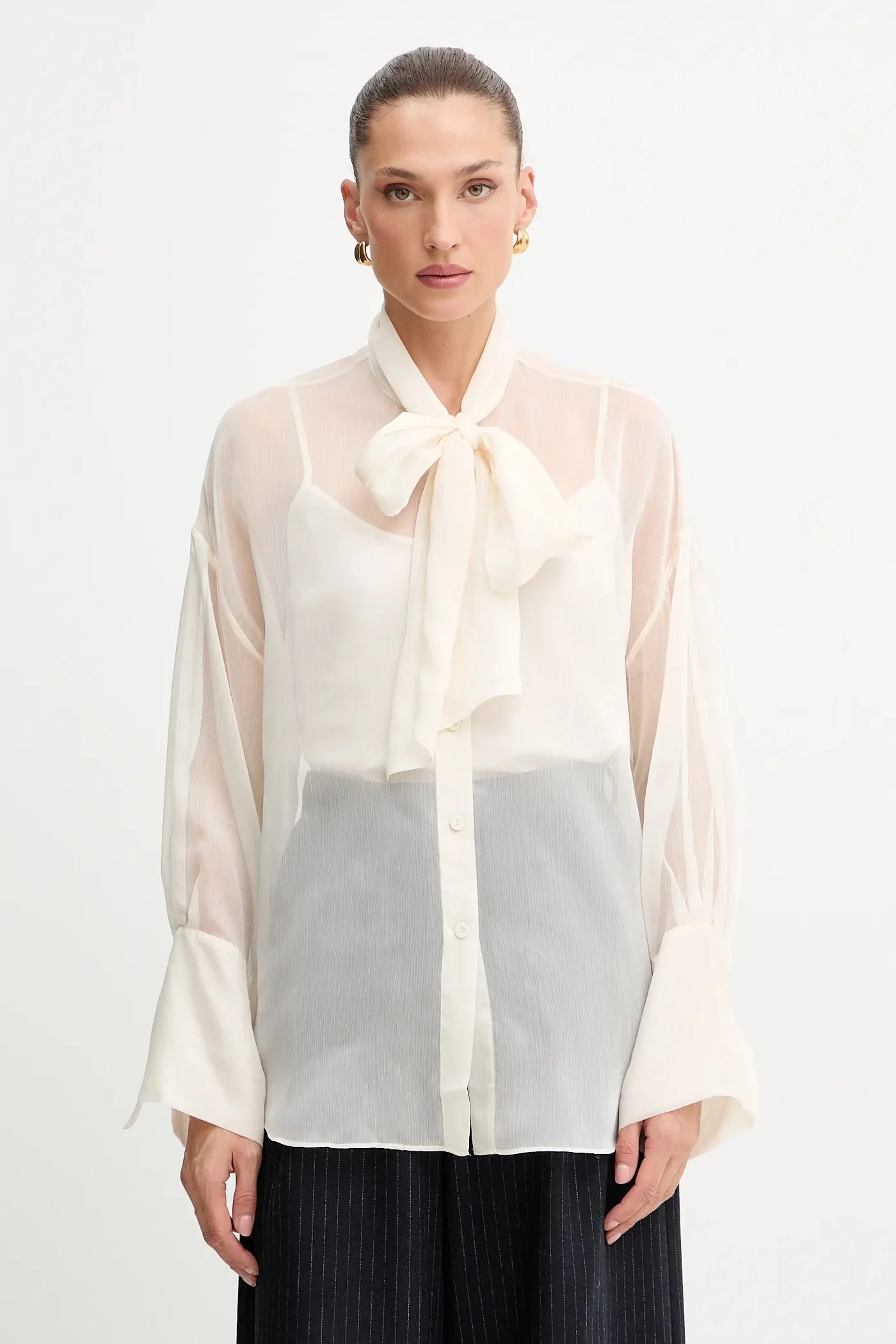 Рубашка бежевая для женщин