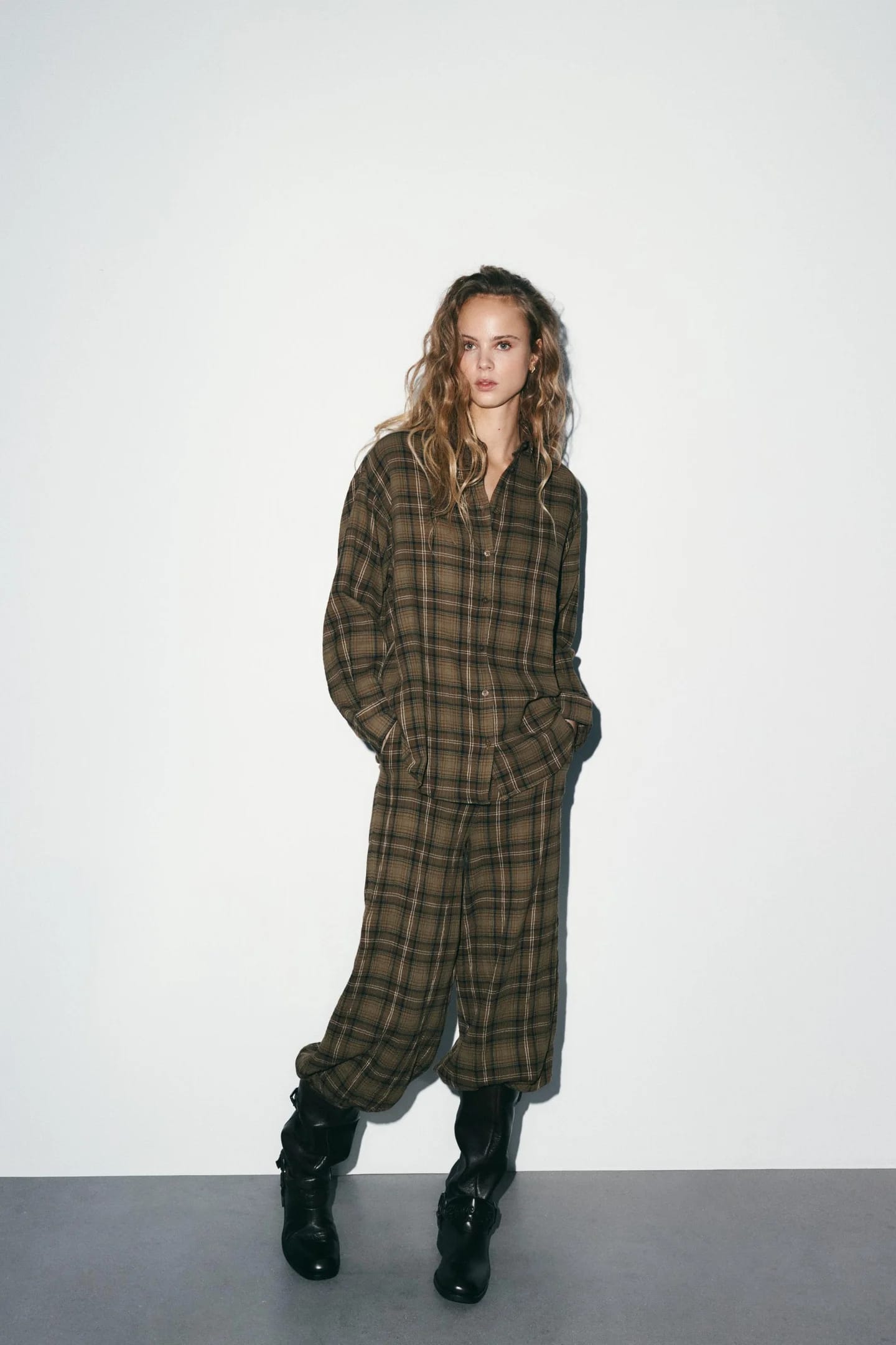 РУБАШКА ОВЕРСАЙЗ В КЛЕТКУ - фото 2