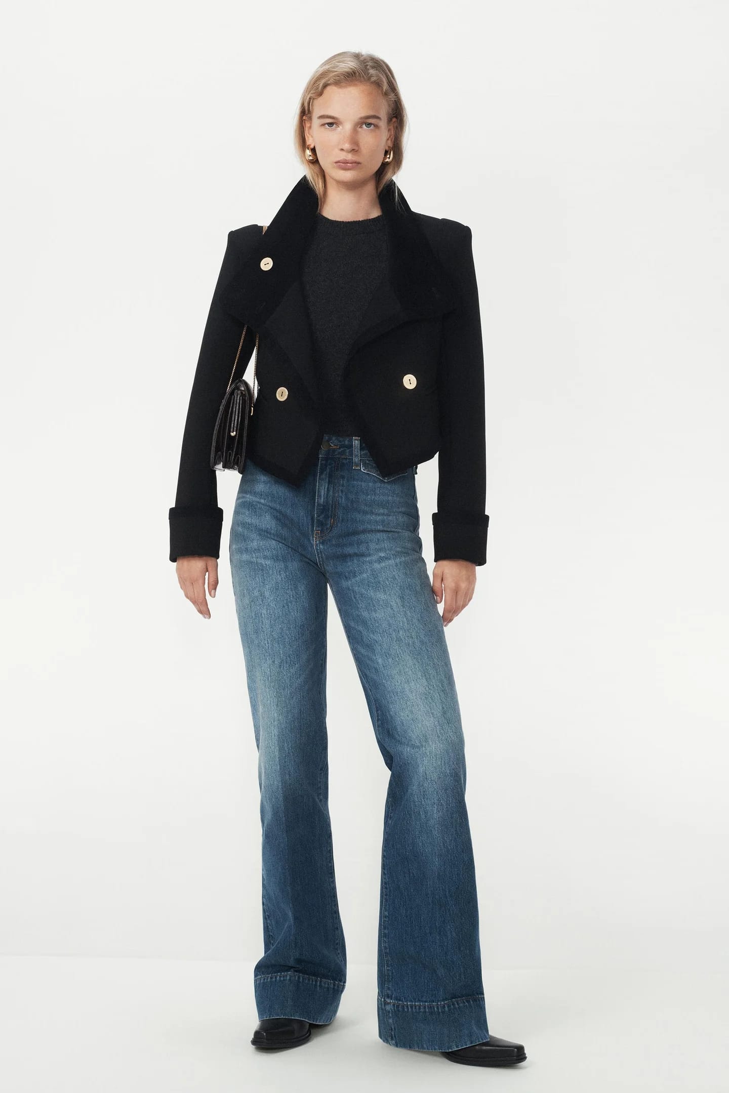 КОРОТКАЯ КУРТКА НА ПУГОВИЦАХ – ИЗДЕЛИЕ Zara ДЛЯ ЖЕНЩИН - фото 2