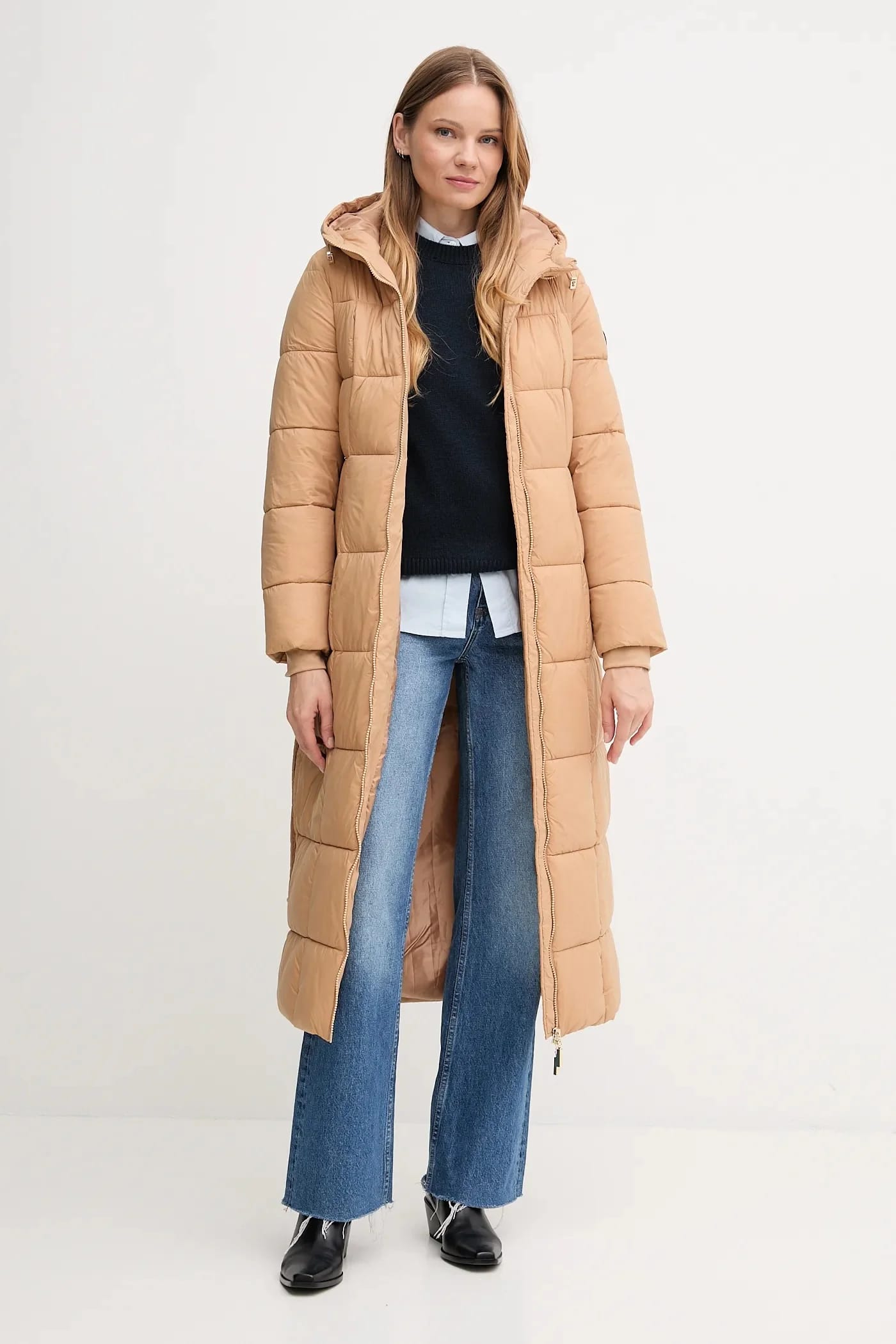 Куртка коричневая для женщин - фото 2