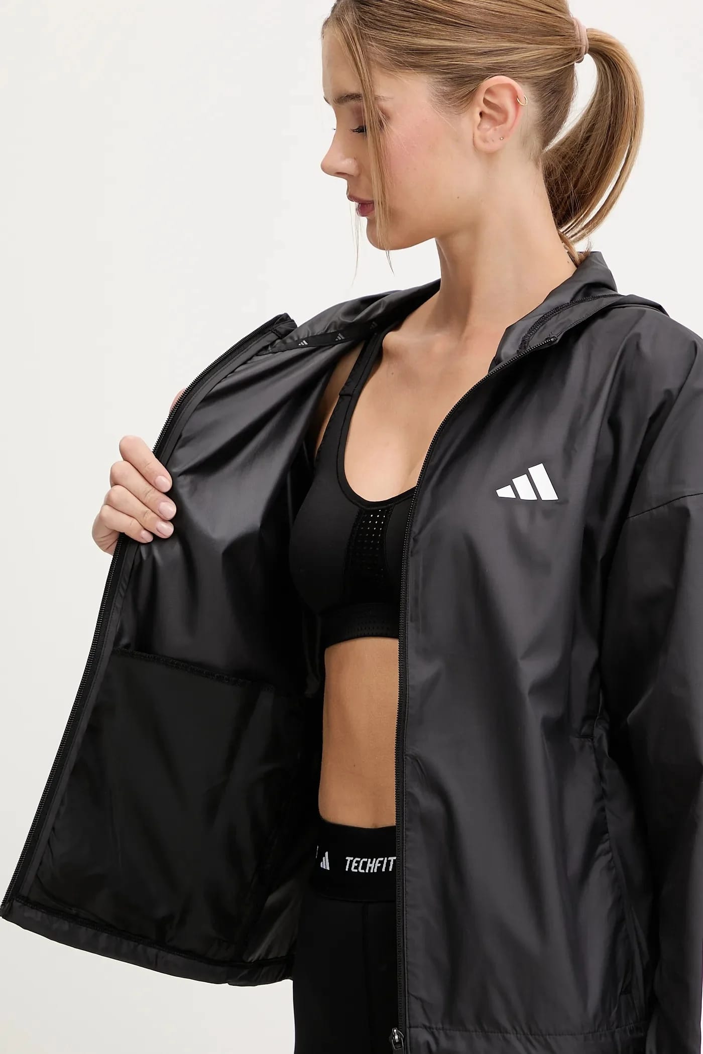 спортивная куртка Hyg Windy - фото 6