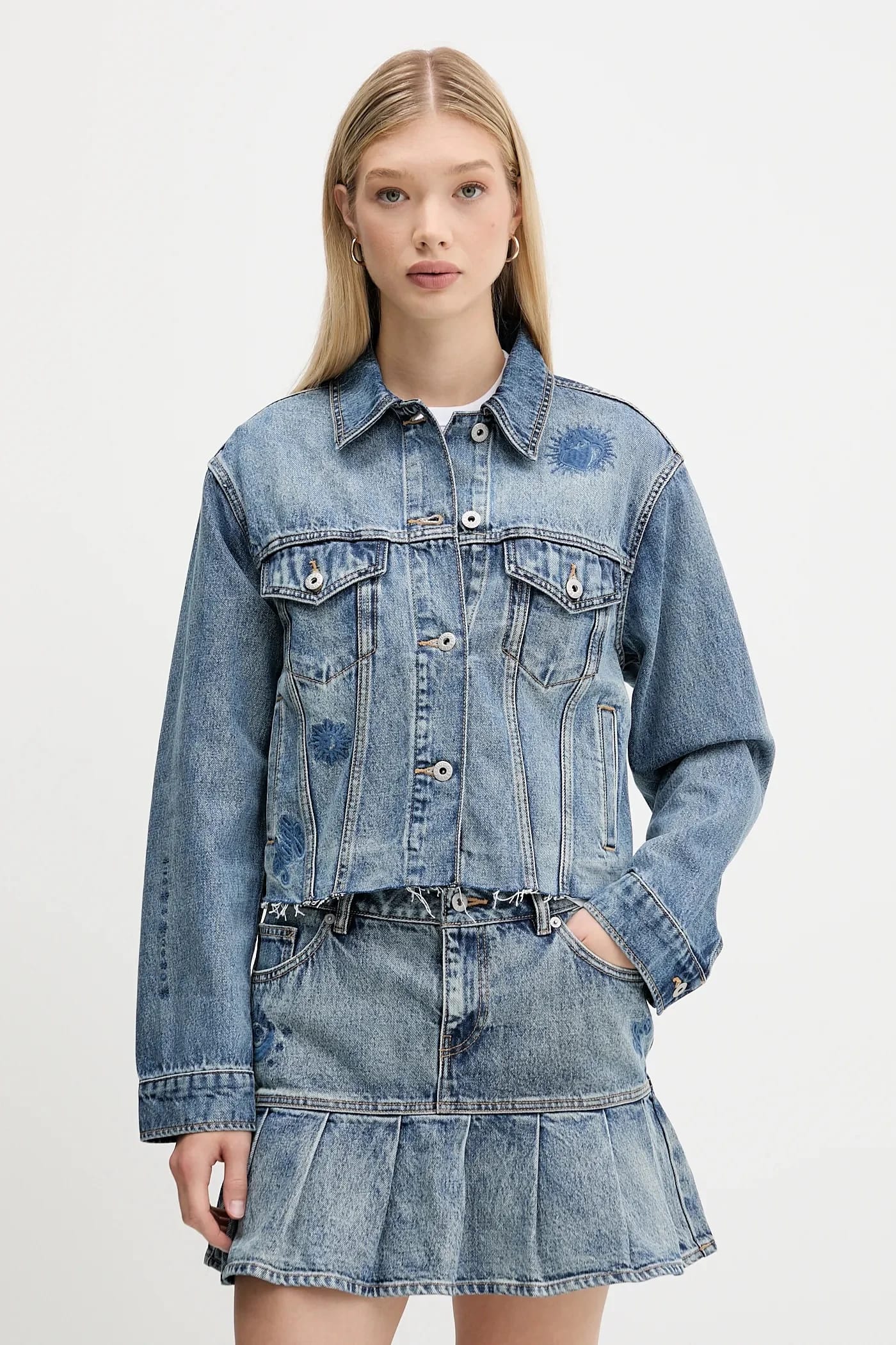 Джинсовая куртка Anouk_Cropped_B