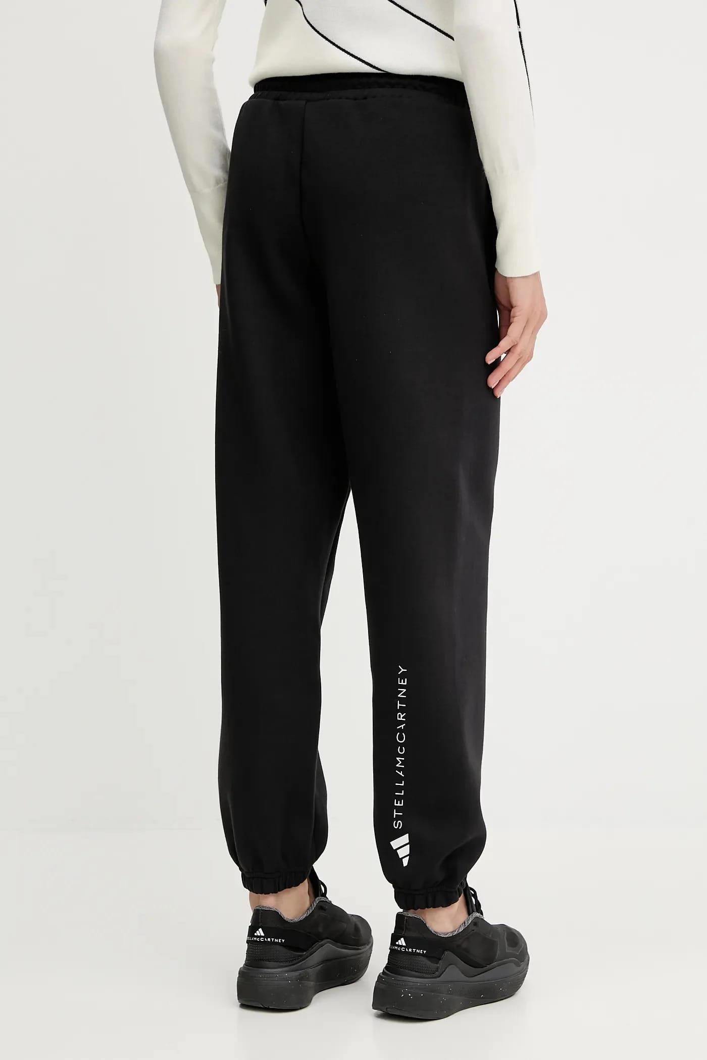 Спортивные штаны черный для женщин - фото 3