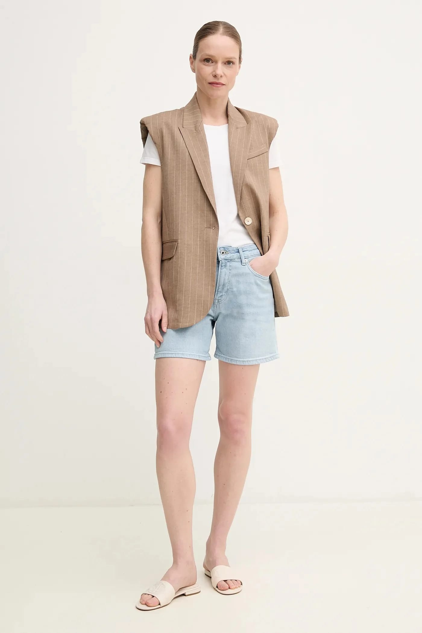 Джинсовые шорты FITTED SHORT HW MARY - фото 2