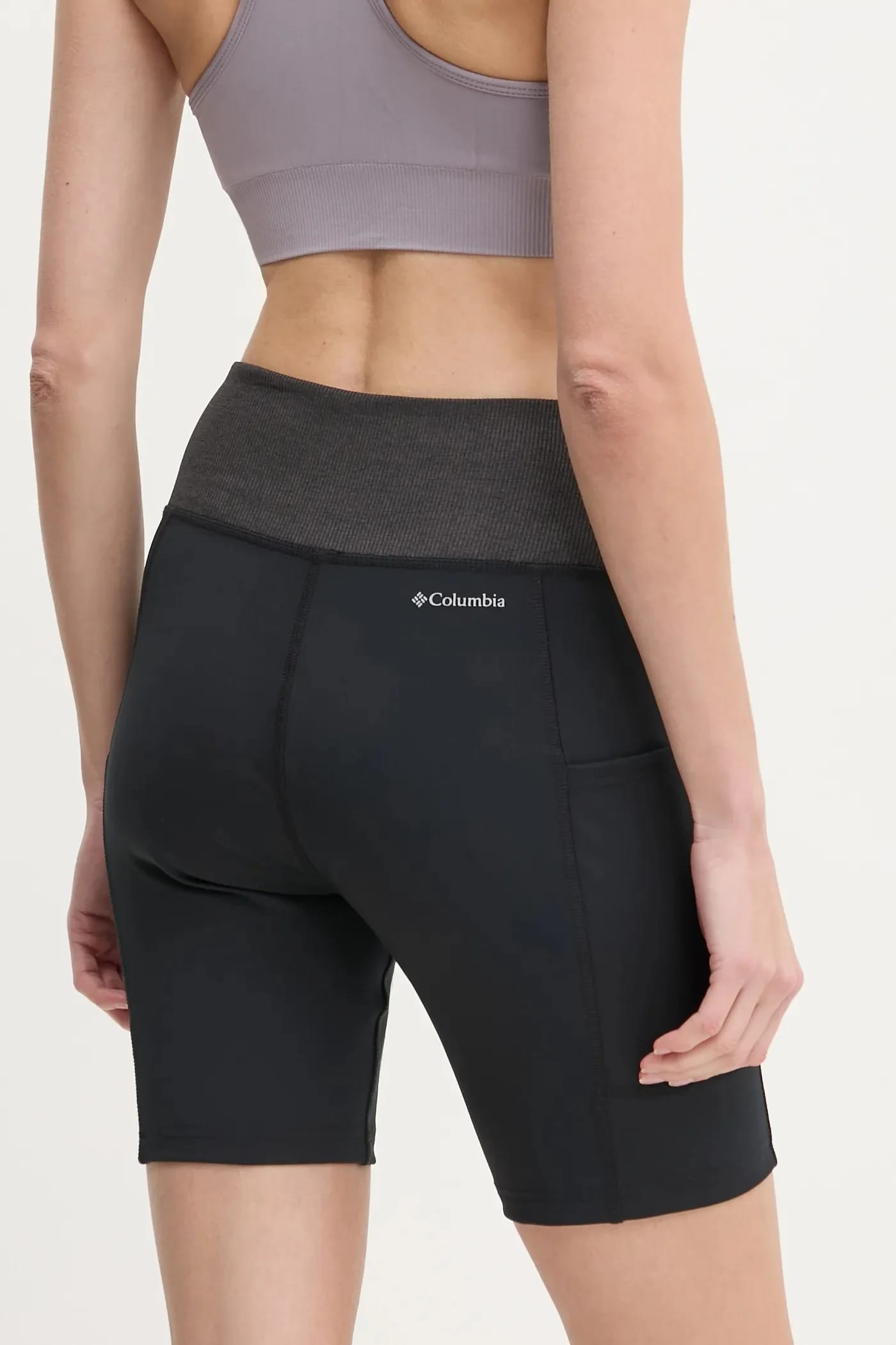 Спортивные шорты Boundless Trek черные для женщин - фото 3