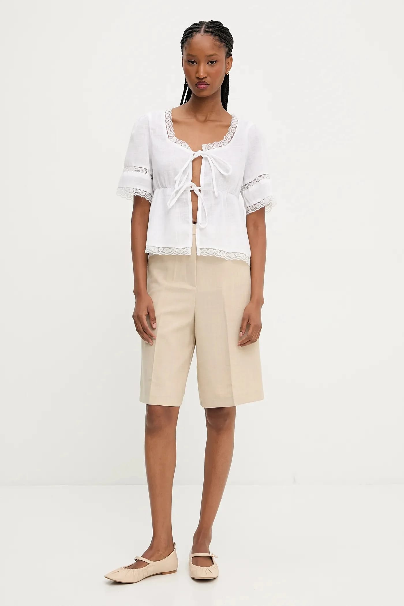 Шорты бежевые для женщин - фото 2