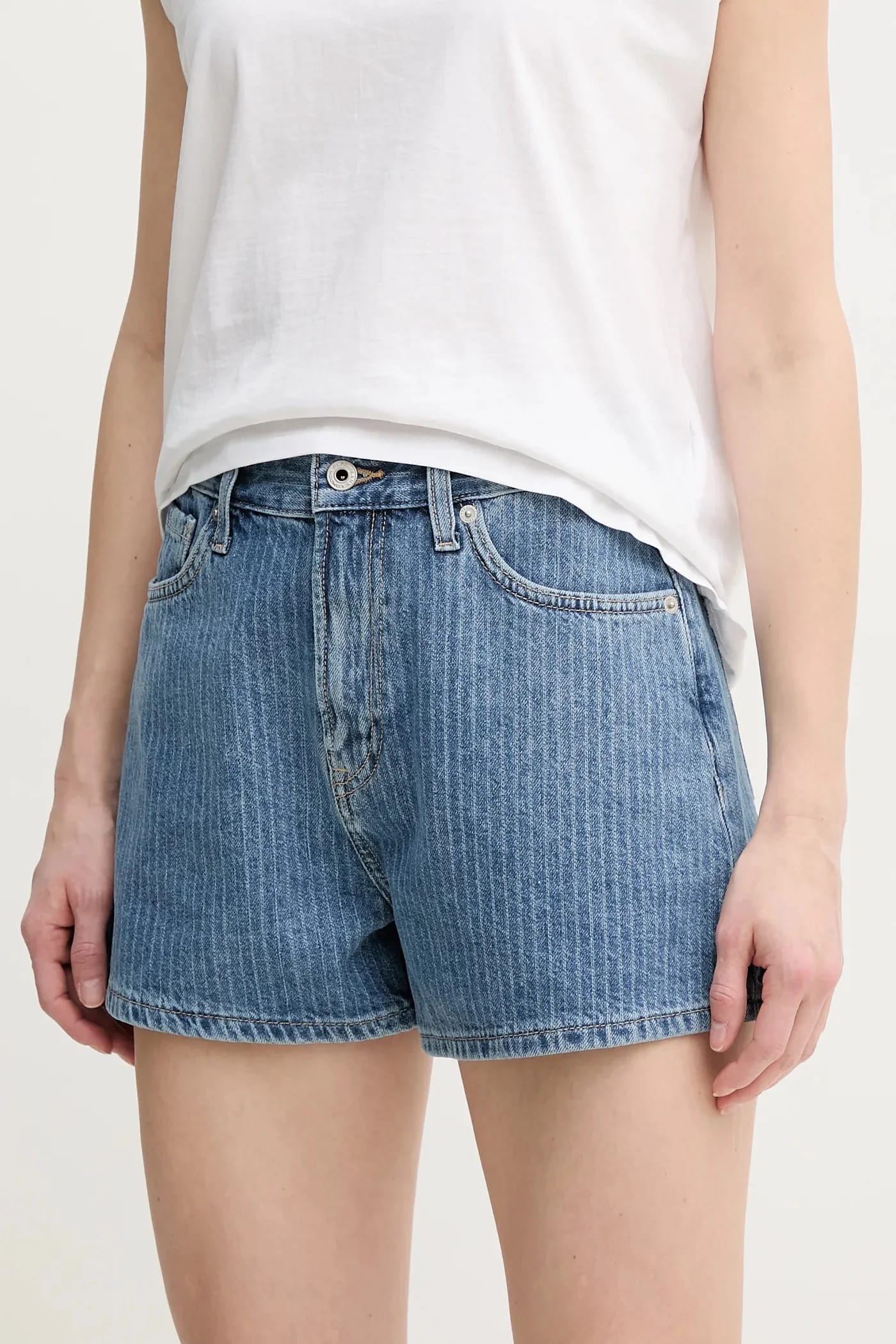 Джинсовые шорты ТРАПЕЦИЕВИДНОСТИ HW SUZIE