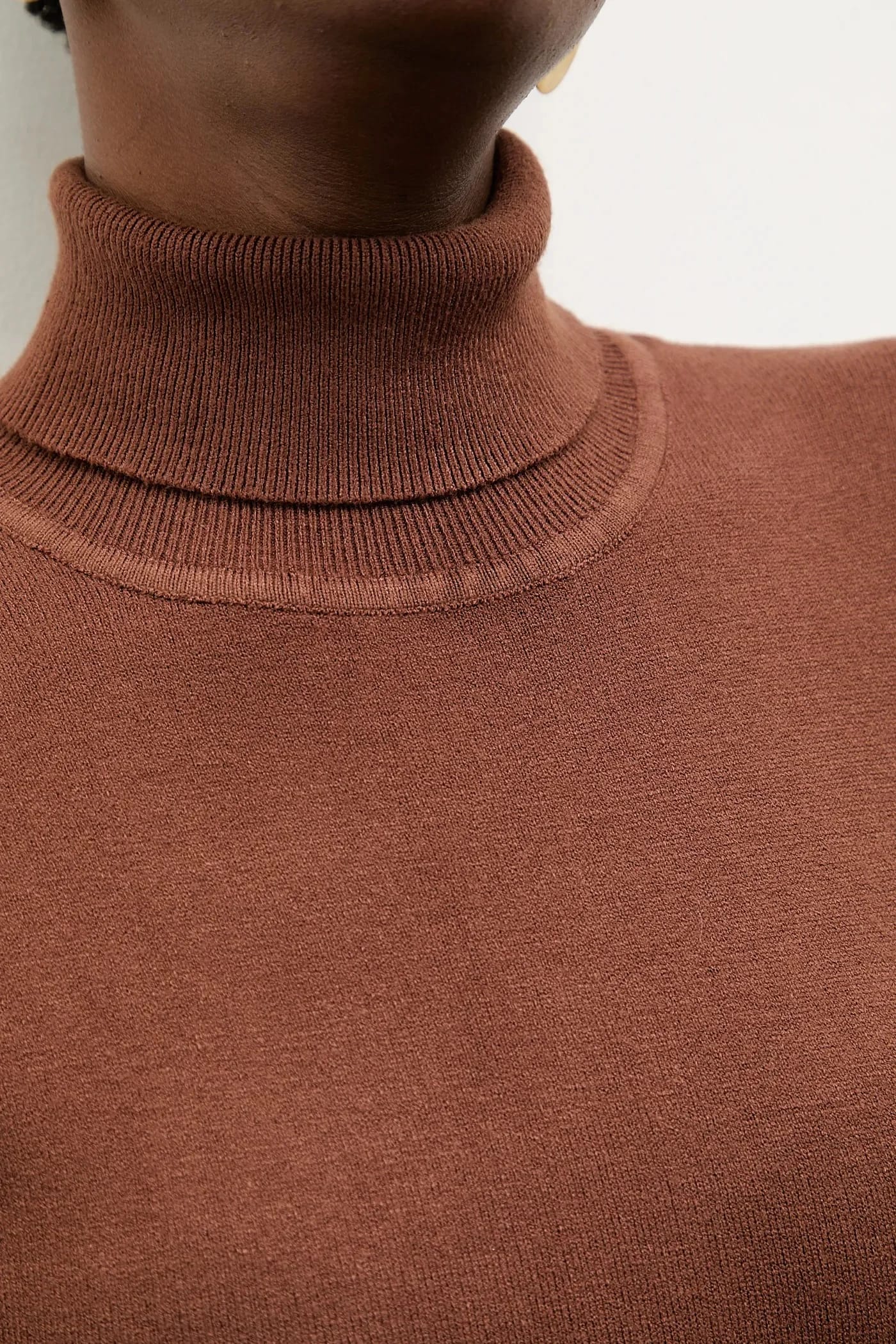 Кашемировый свитер Answear Lab коричневый для женщин - фото 5