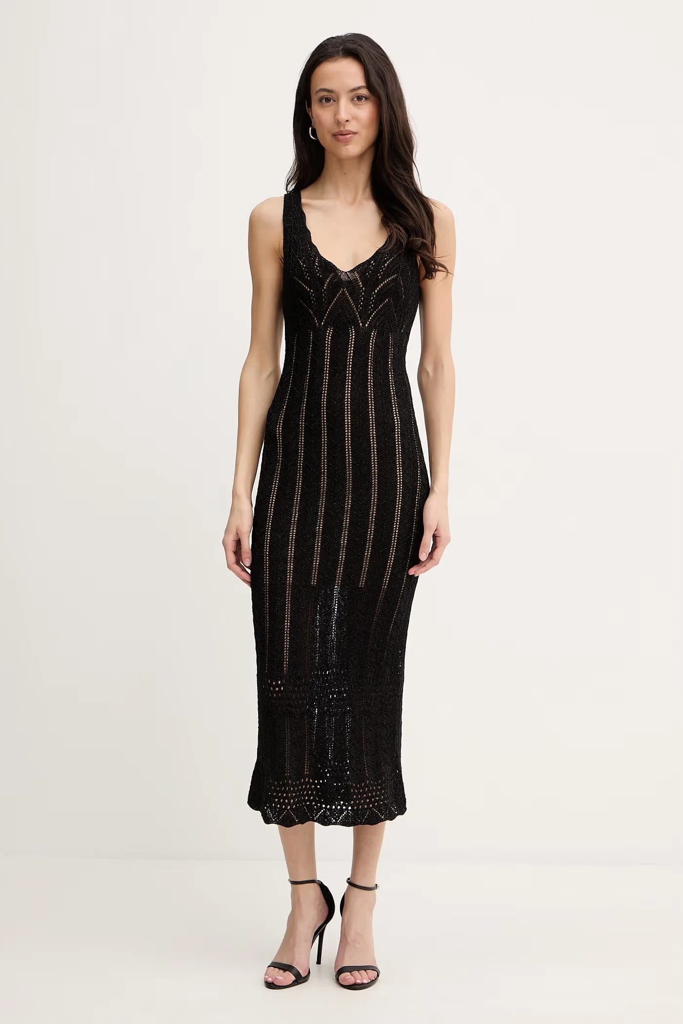 Платье черное для женщин