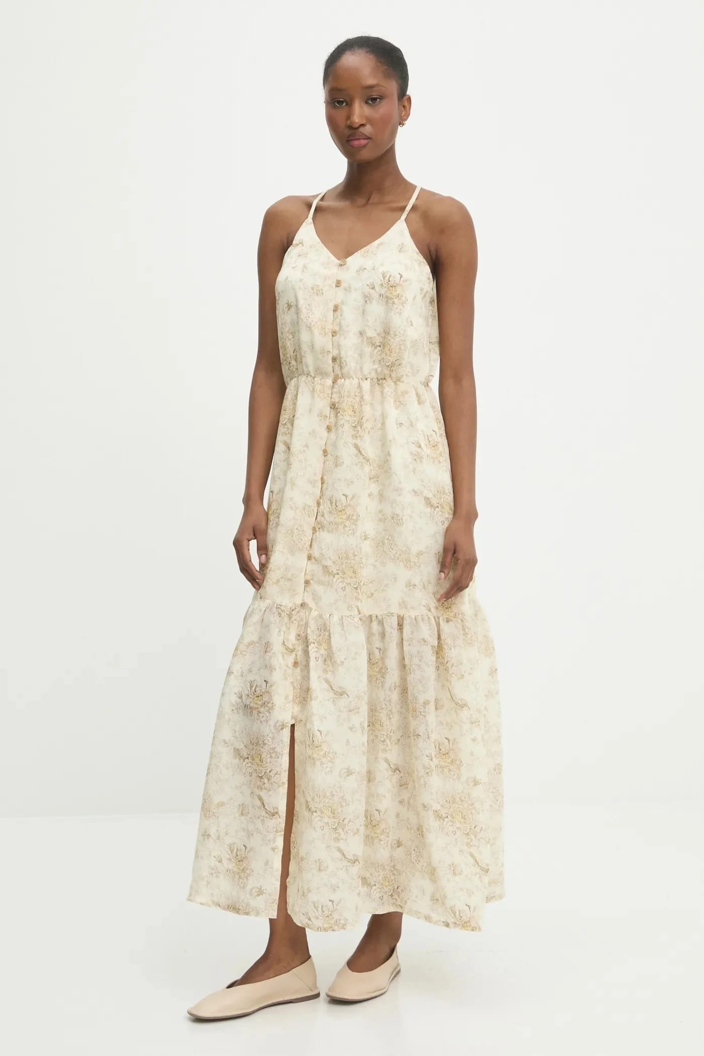 Платье бежевое для женщин