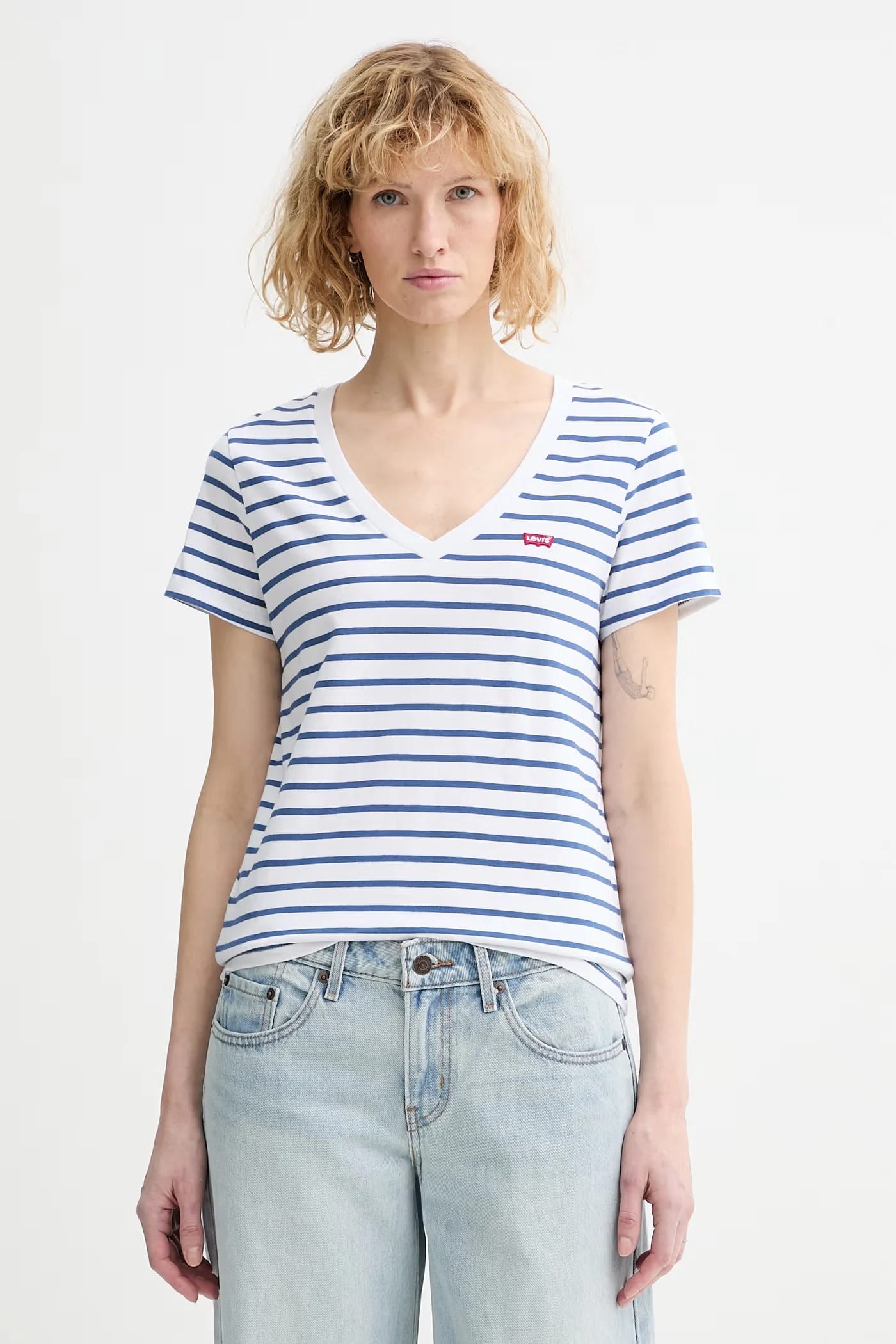 Хлопковая футболка PERFECT VNECK