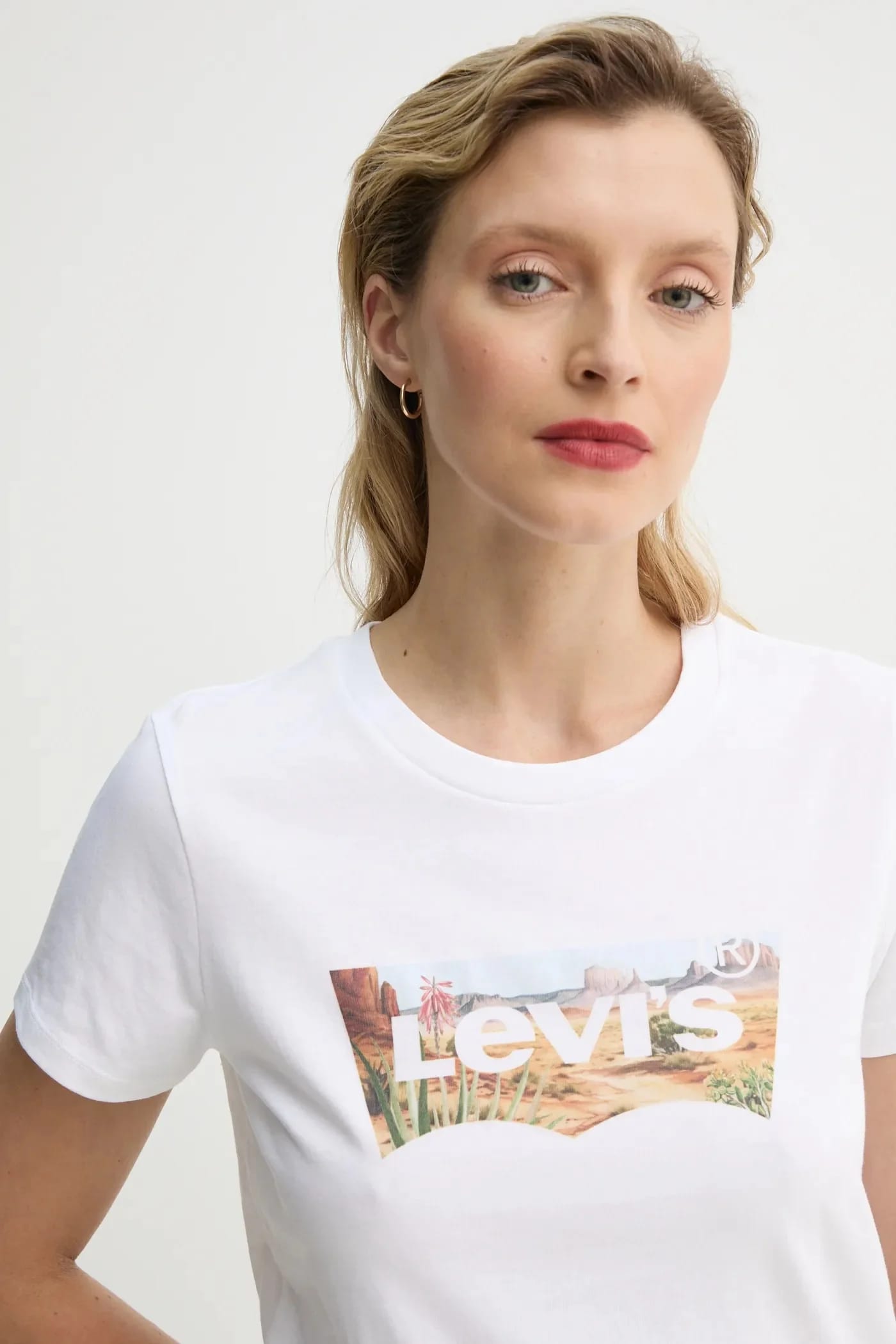 Футболка THE PERFECT TEE из хлопка белая для женщин - фото 4