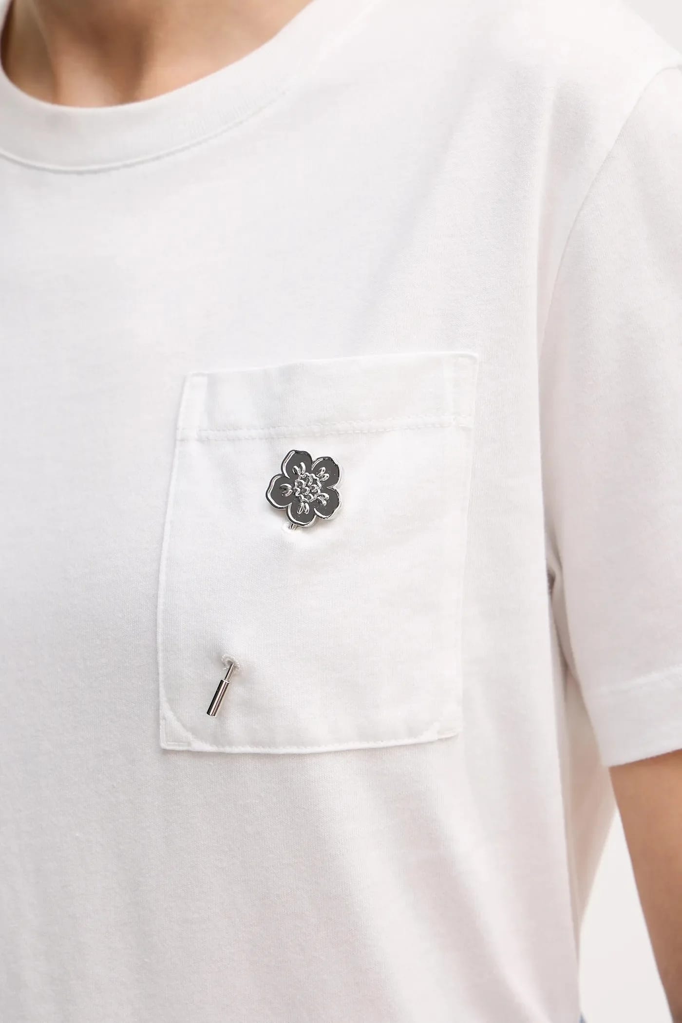 Хлопковая футболка белая для женщин - фото 5