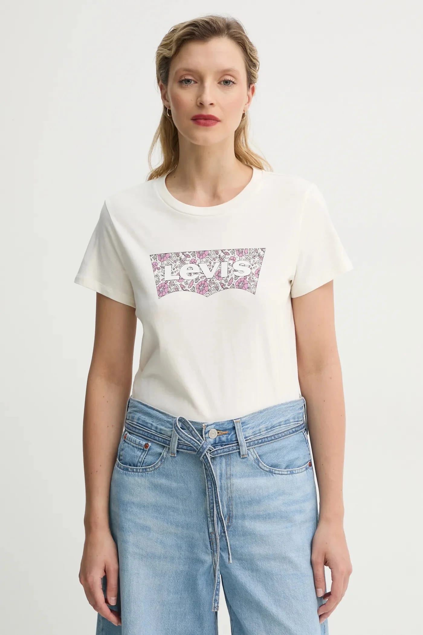 Футболка THE PERFECT TEE из хлопка бежевая для женщин