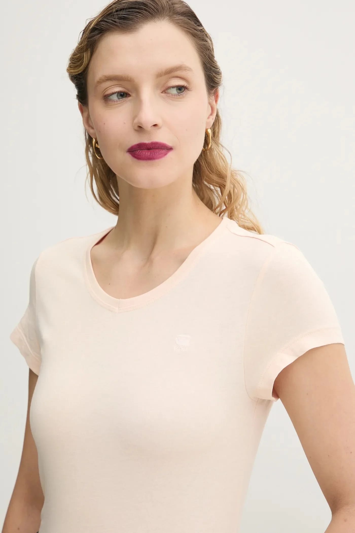 Футболка из сырого хлопка Eyben slim v t 2.0 бежевая для женщин