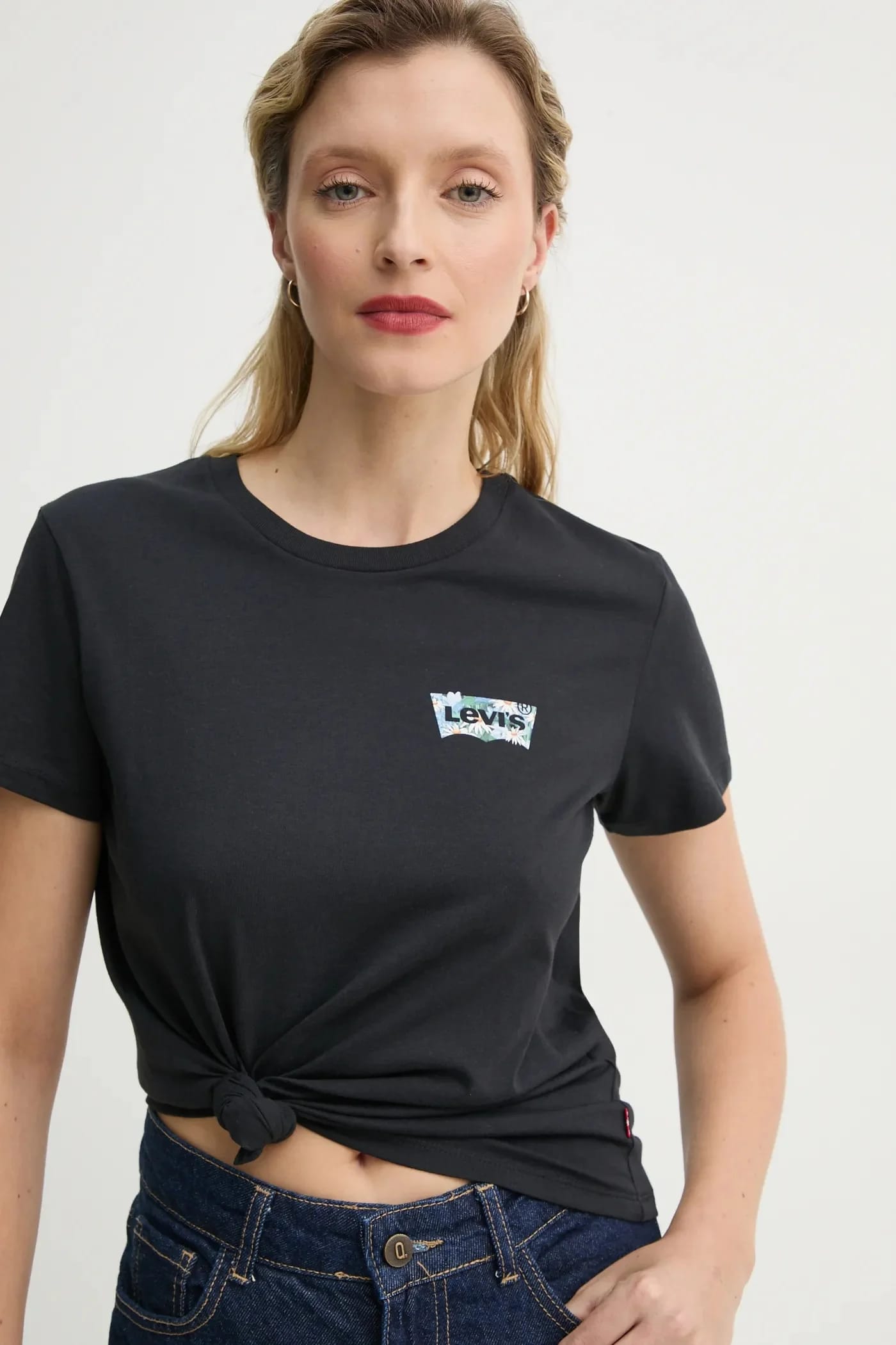 Футболка THE PERFECT TEE из хлопка черная для женщин