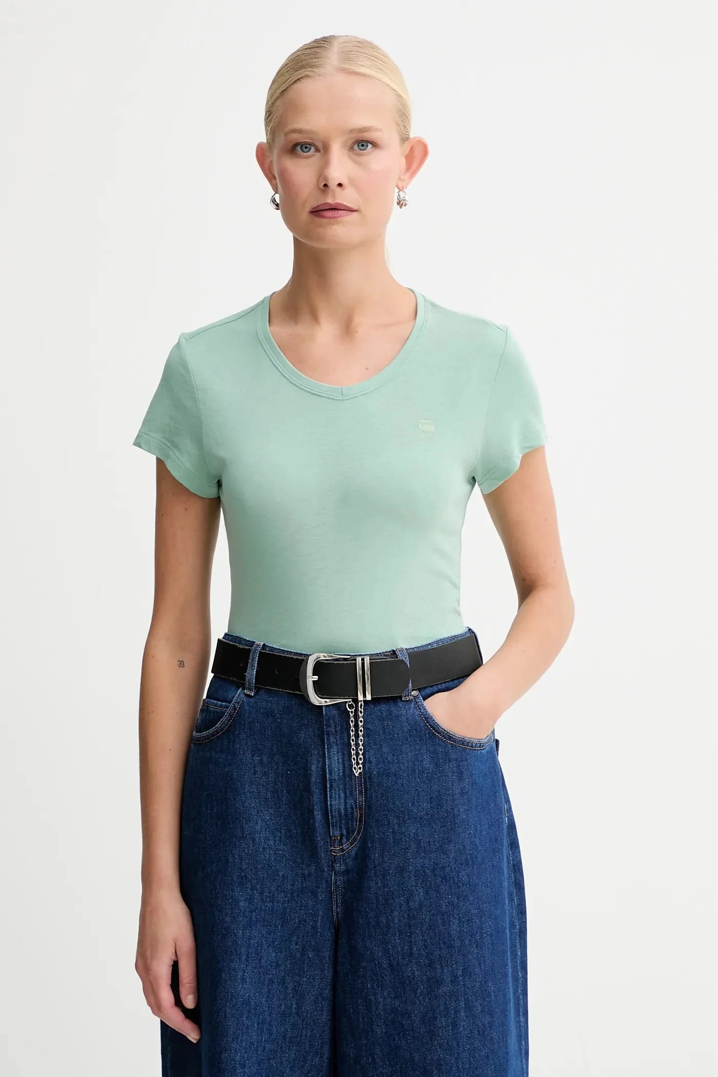 Футболка из сырого хлопка Eyben slim v t 2.0 зеленая для женщин