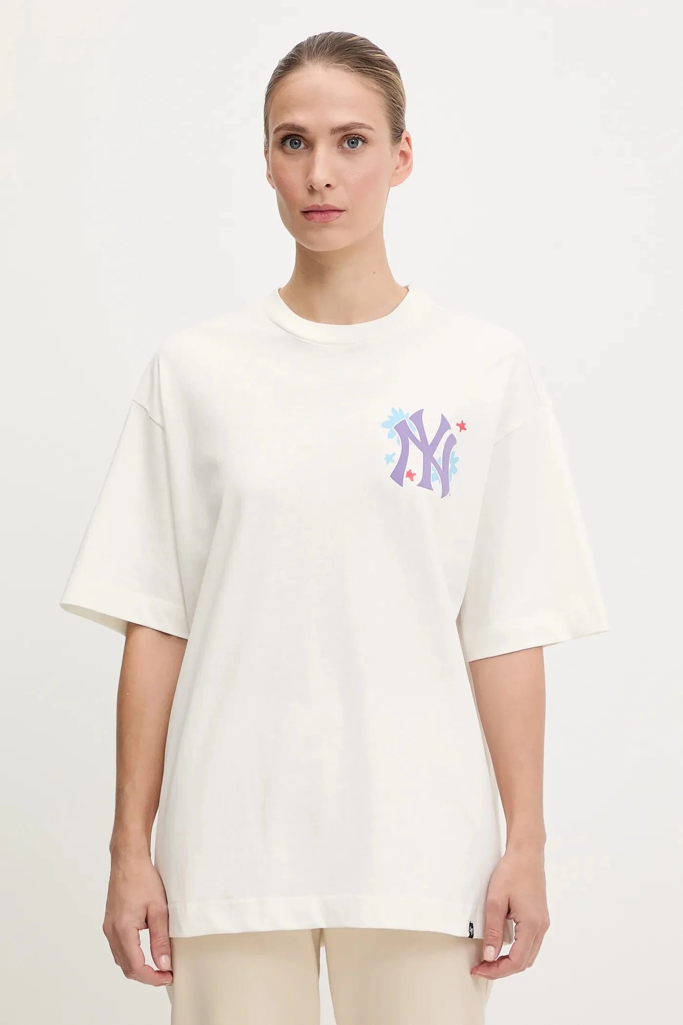Хлопковая футболка MLB New York Yankees белая для женщин