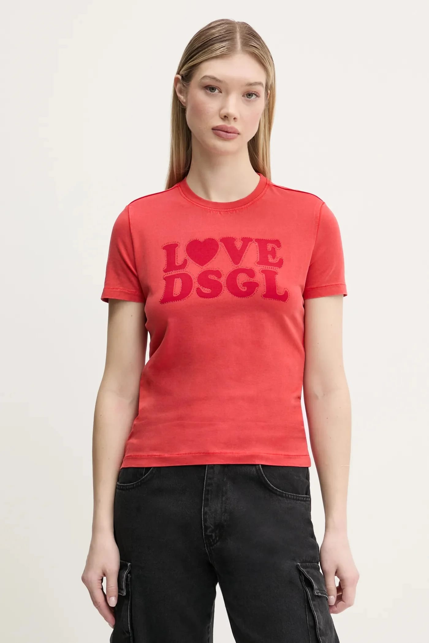 Футболка LOVE DSGL