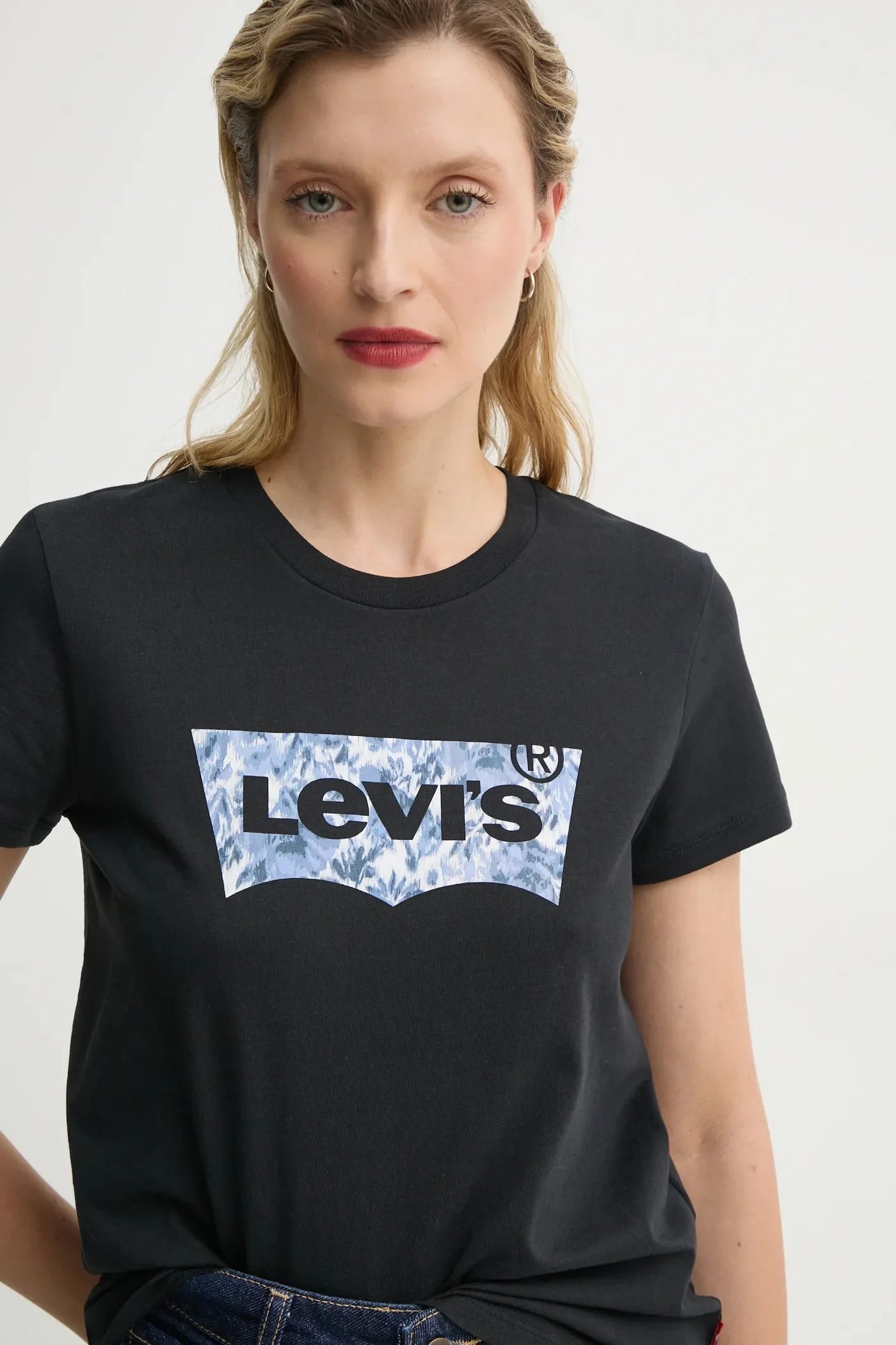 Футболка THE PERFECT TEE из хлопка черная для женщин - фото 4