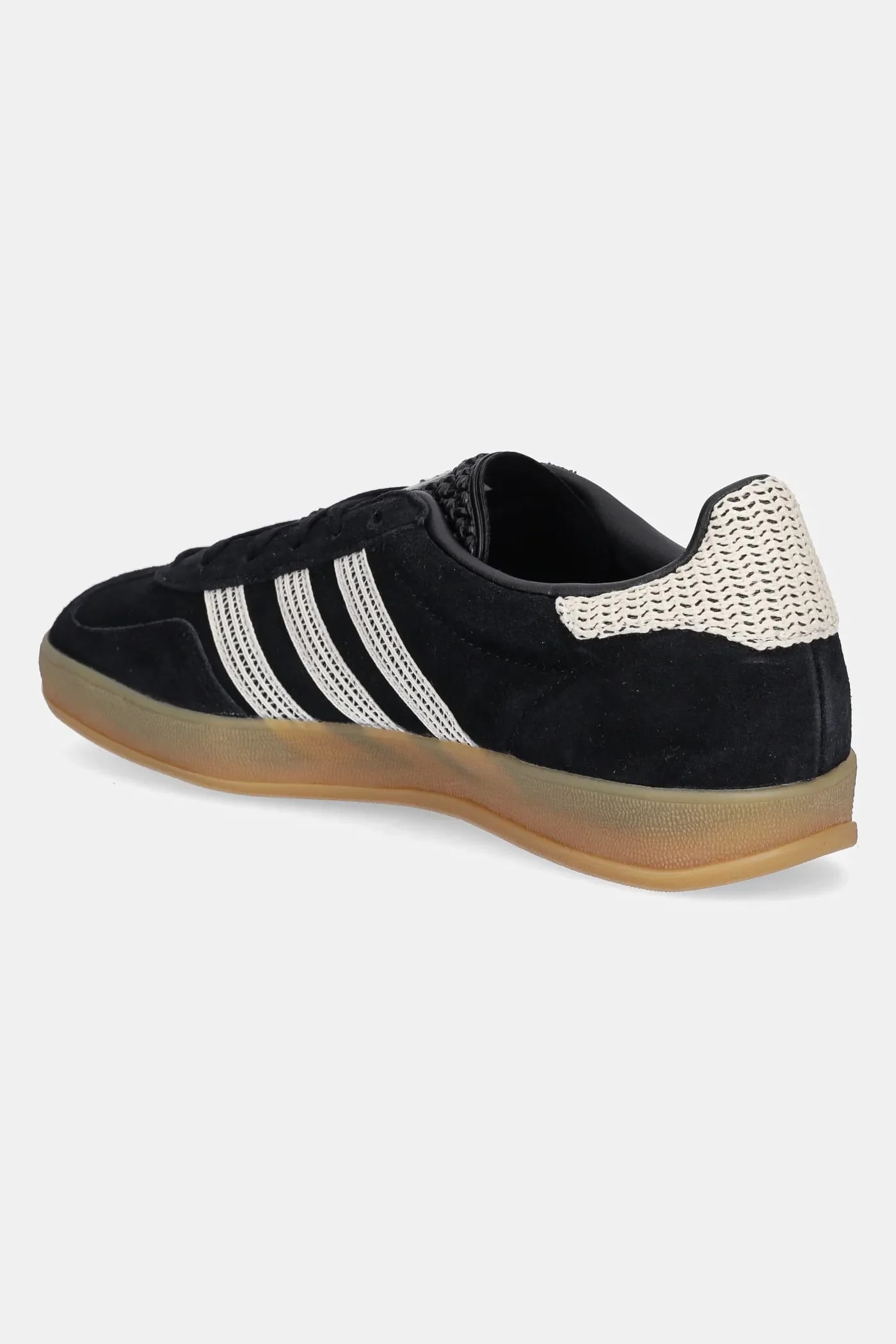 кроссовки Gazelle Indoor W черные для женщин - фото 3