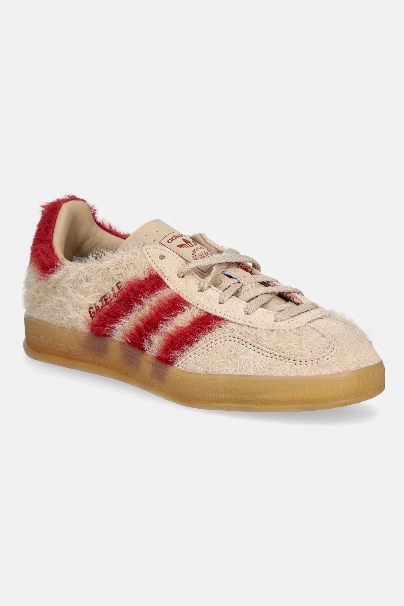 кроссовки Gazelle Indoor бежевые для женщин