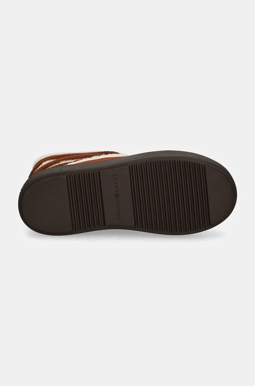 зимние ботинки Snowboot из искусственной овчины на шнуровке - фото 5