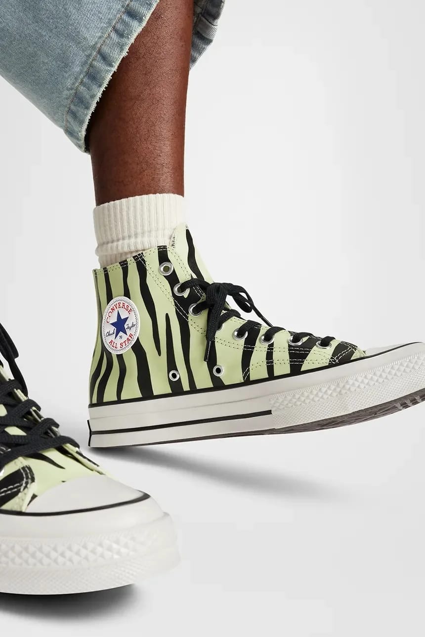 кроссовки Chuck 70 Glow In The Dark с зеброй - фото 11