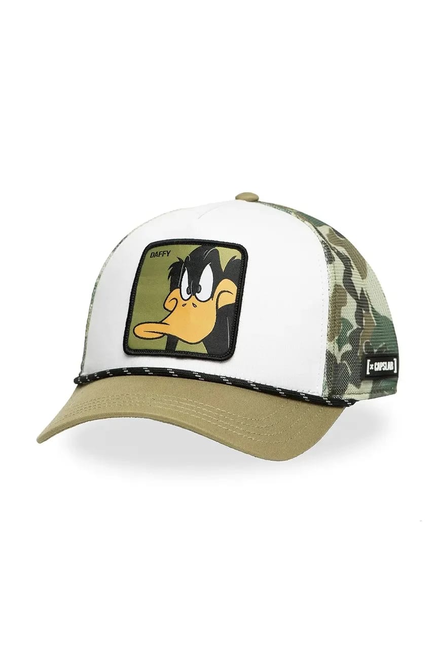 бейсболка из коллаборации с Looney Tunes