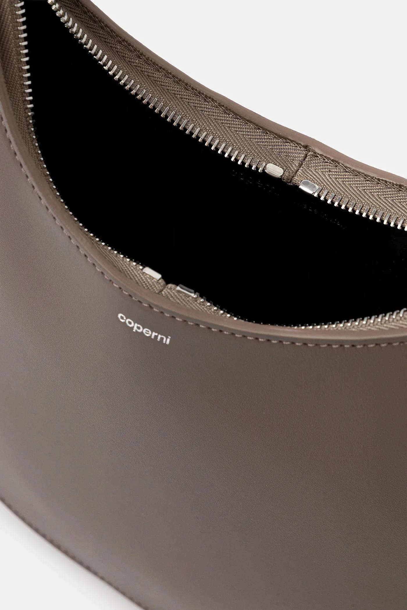 Кожаная сумка Soft Swipe среднего размера - фото 5