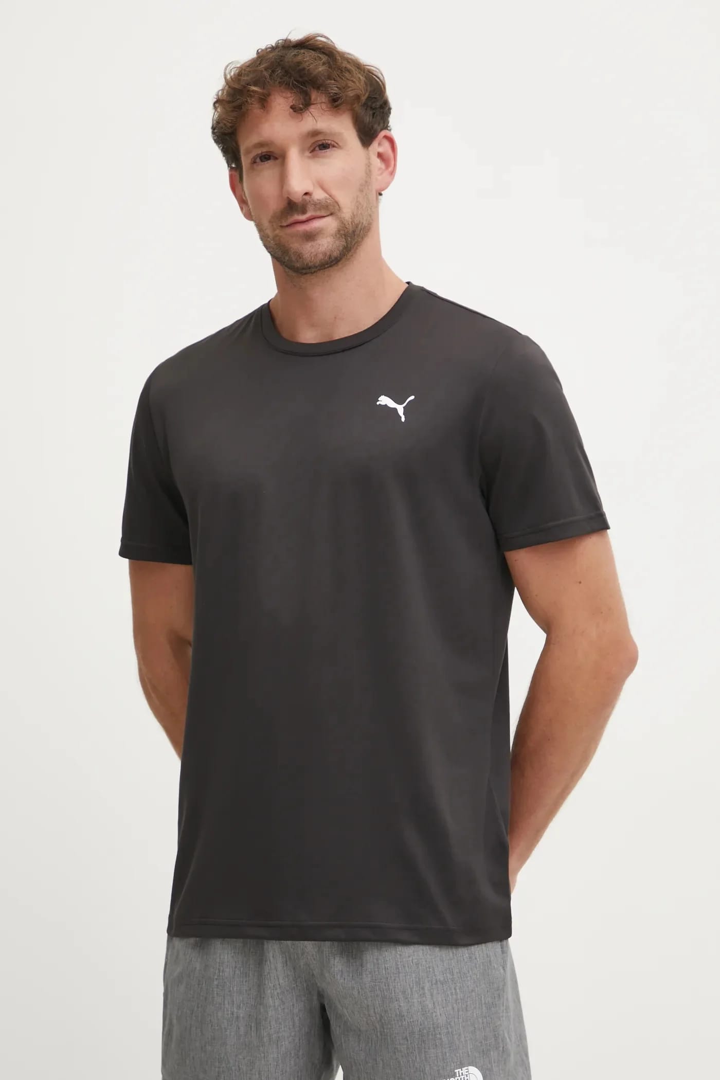 Футболка Essentials Solid Cat Tee для тренировок