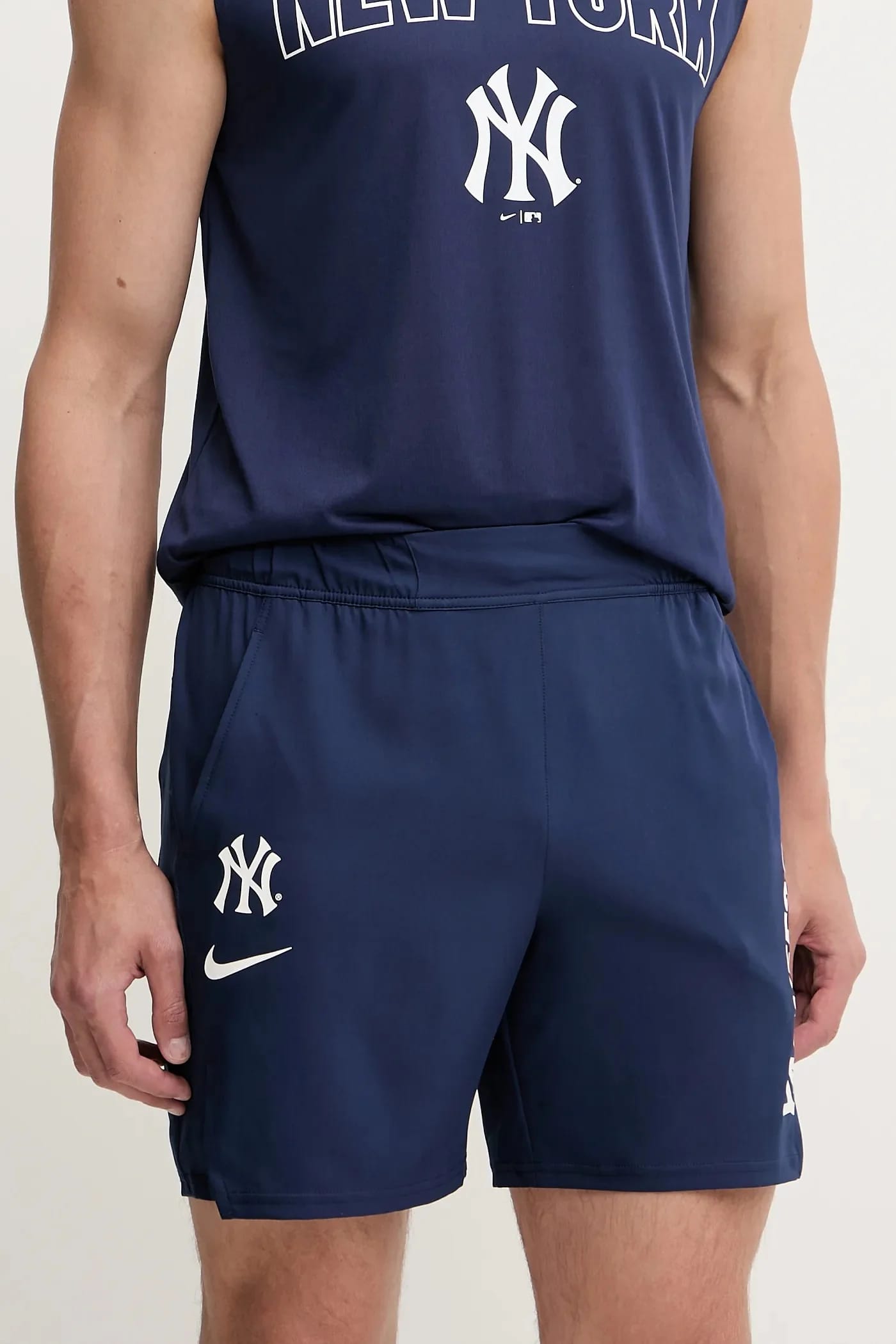 Тренировочные шорты New York Yankees