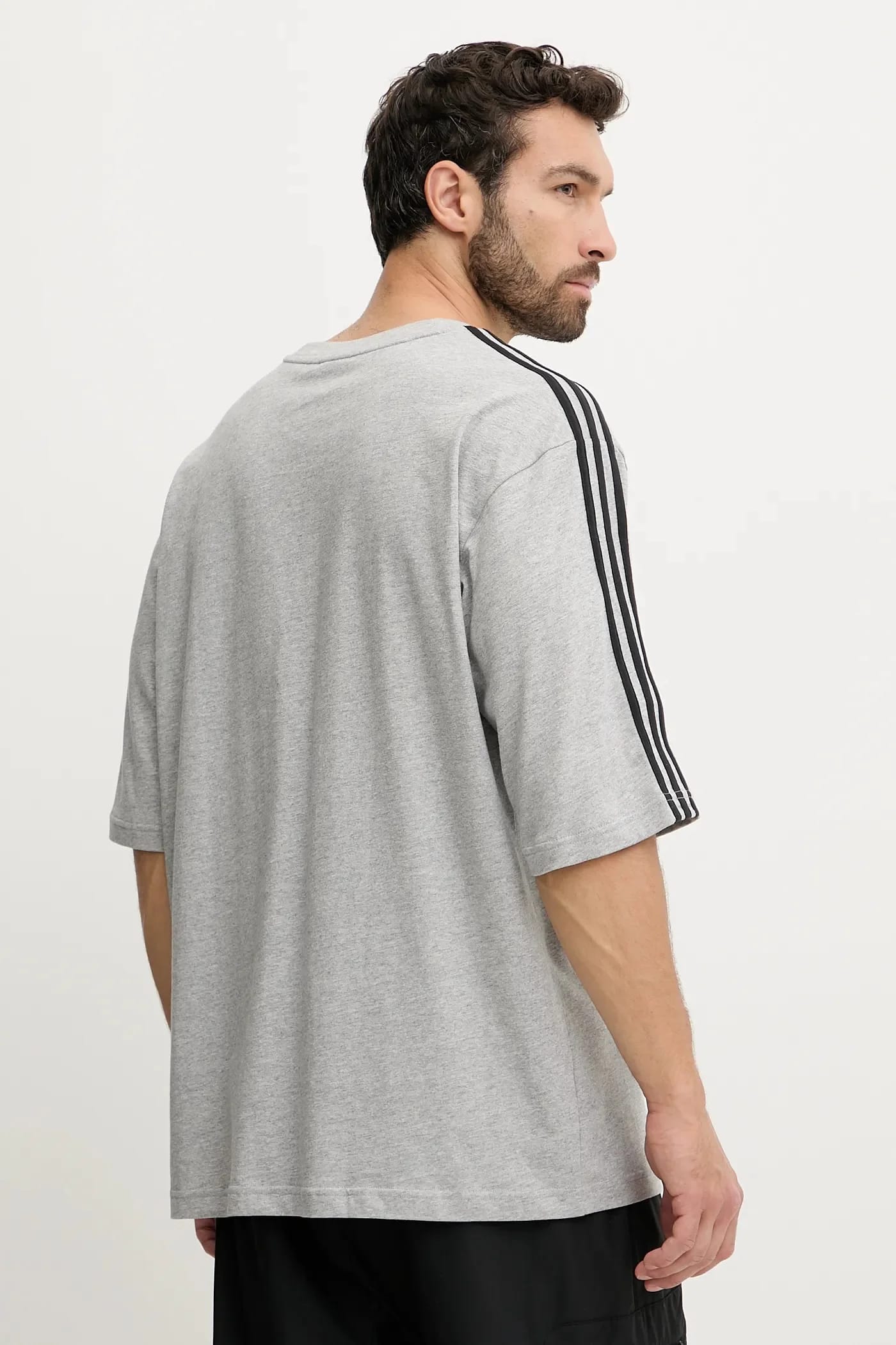 Футболка Oversize из хлопка серая для мужчин - фото 3