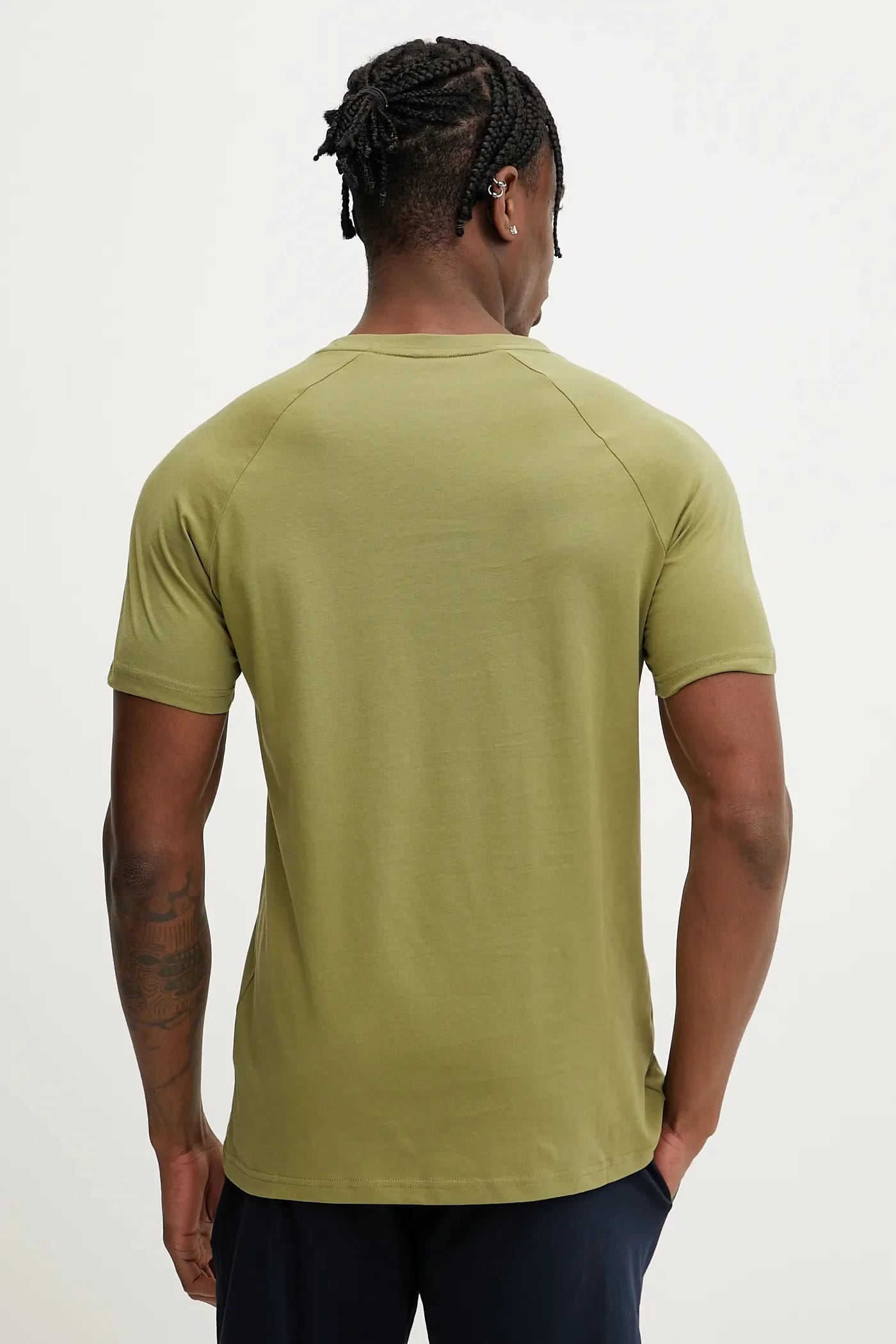 Хлопковая футболка RN Slim Fit зеленая для мужчин - фото 3