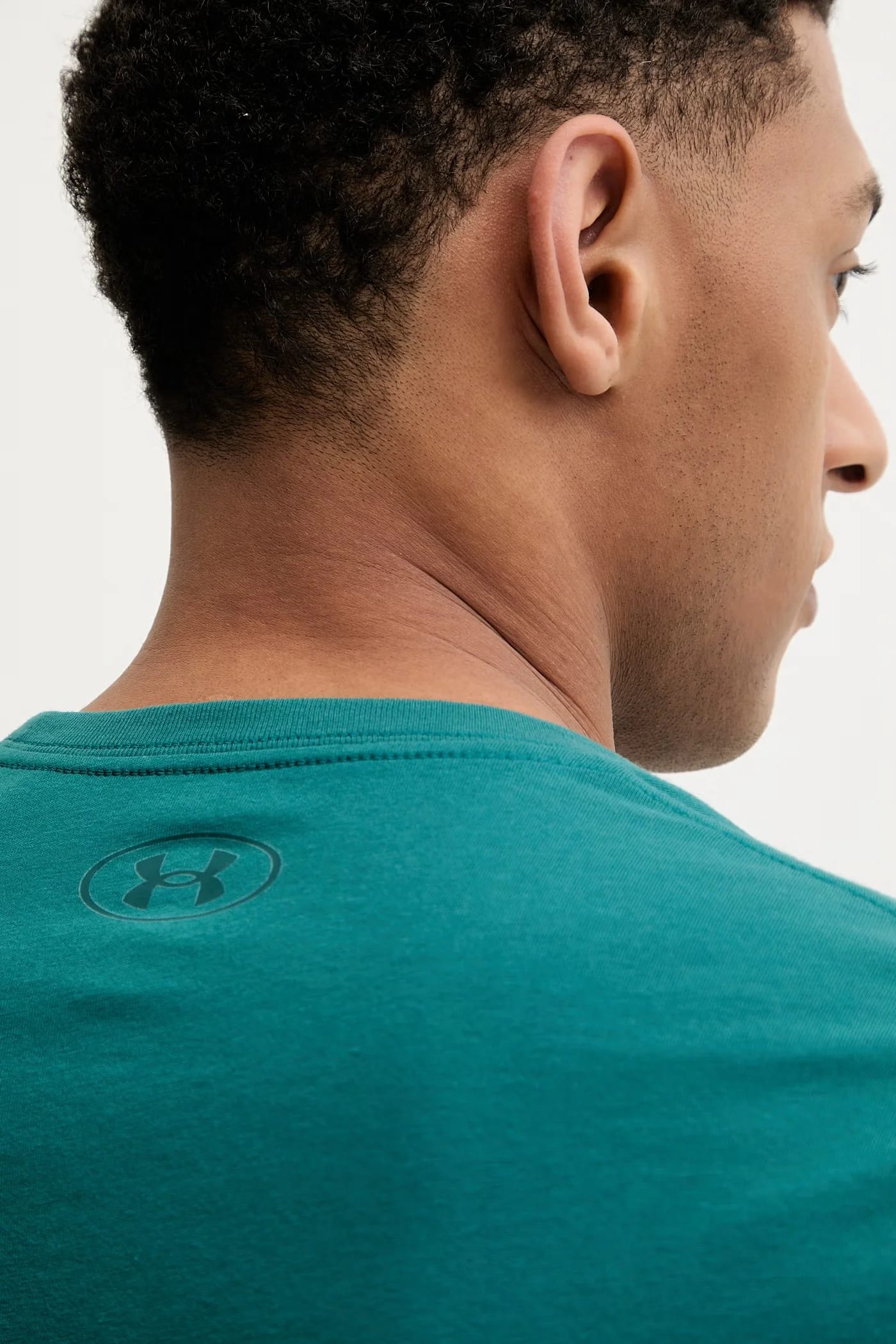 Спортивная футболка SPORTSTYLE LEFT CHEST зеленая для мужчин - фото 5