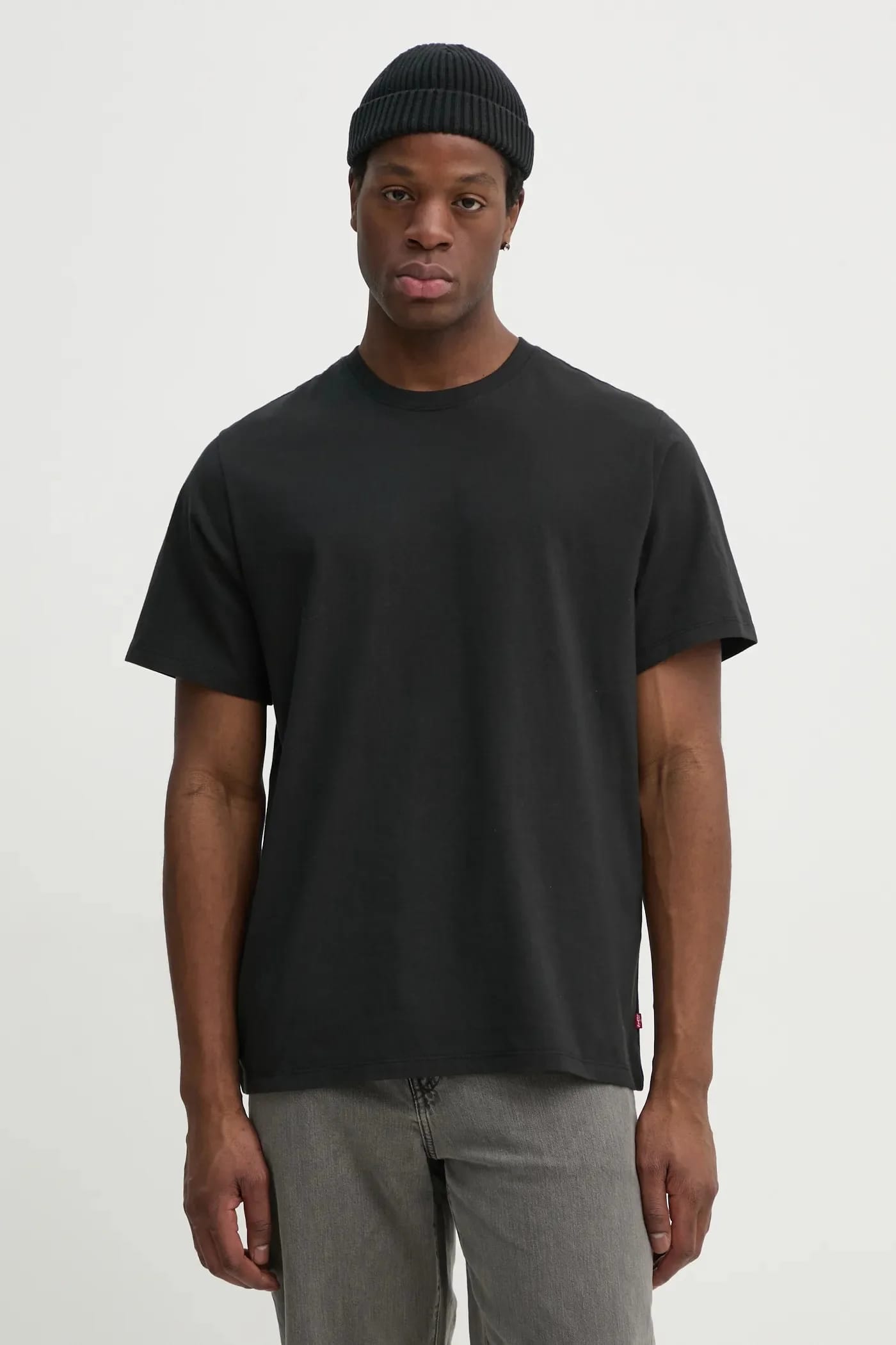 Футболка THE ESSENTIAL TEE из хлопка черная для мужчин