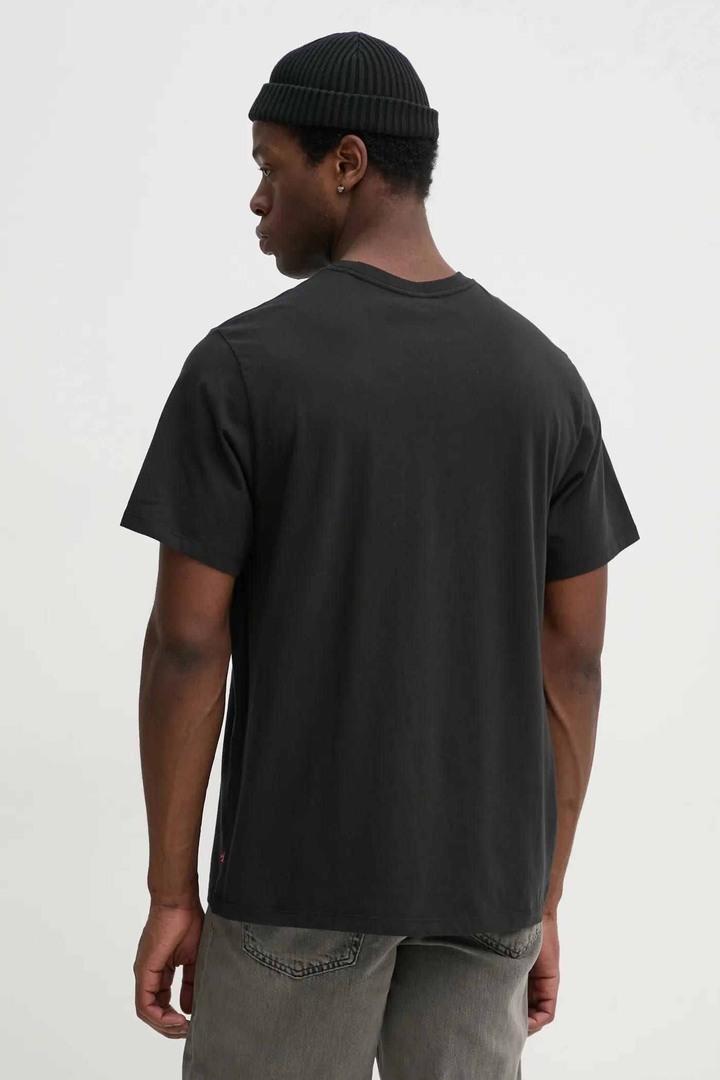 Футболка THE ESSENTIAL TEE из хлопка черная для мужчин - фото 3