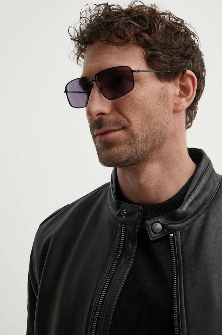 Солнцезащитные очки черные для мужчин - фото 5