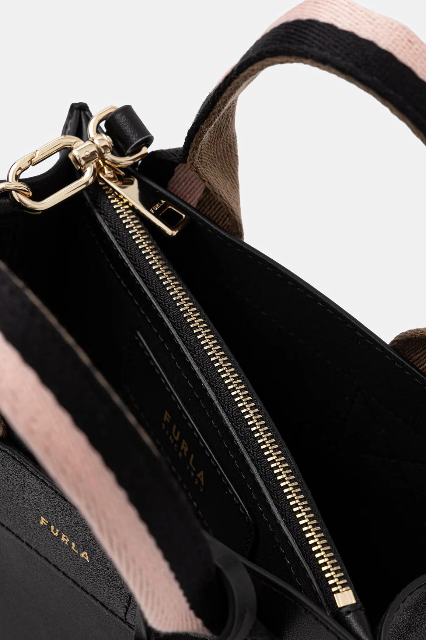 Женская кожаная сумка через плечо Divide It Mini Tote - фото 5