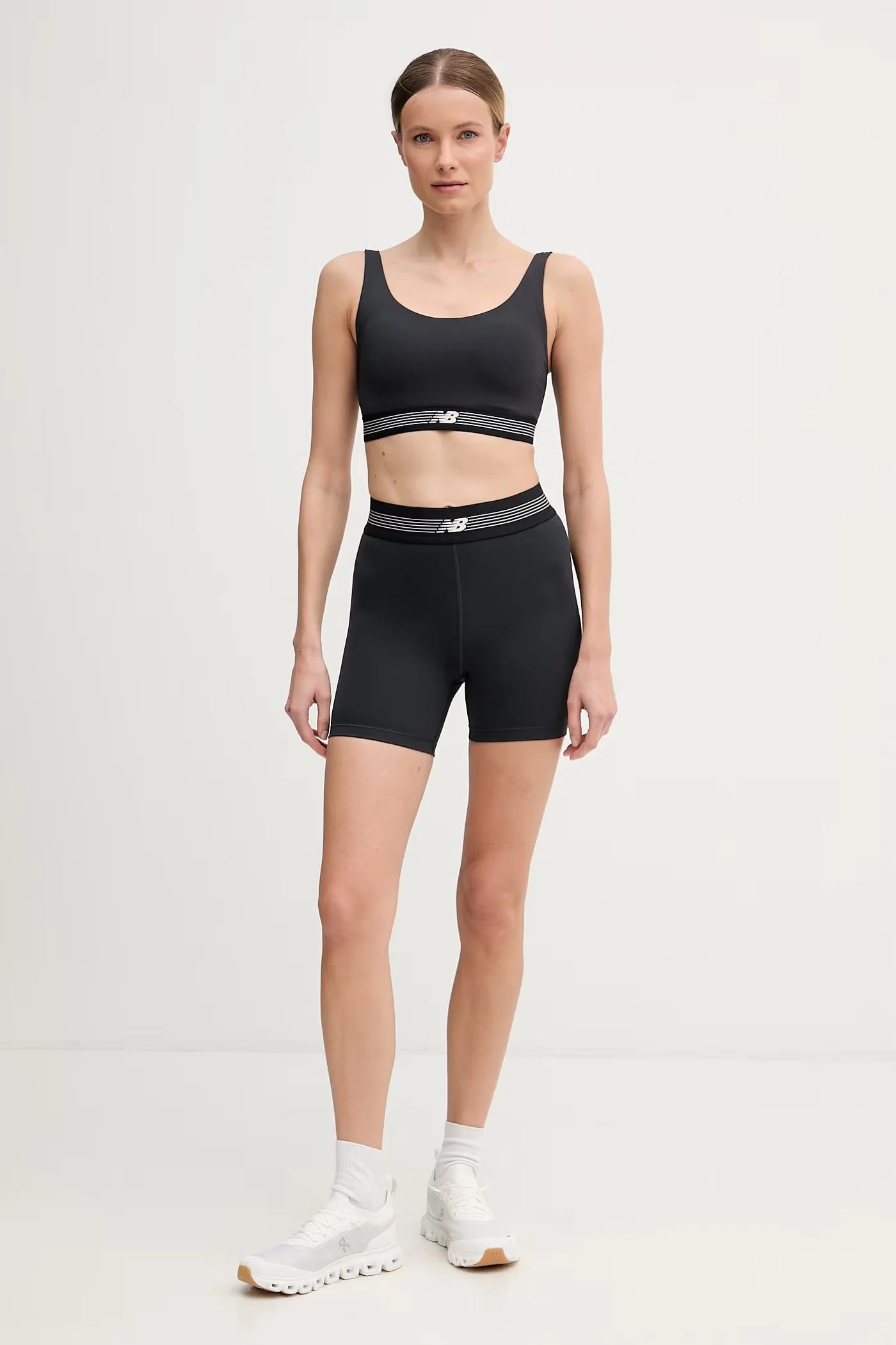 Женские спортивные шорты Fitted Short 5 - фото 2