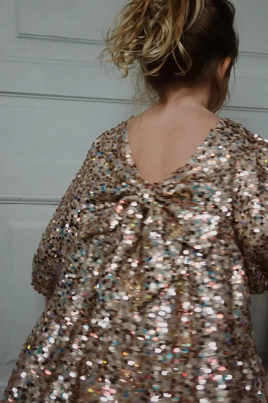 LILA SEQUINS BOW DRESS детское платье