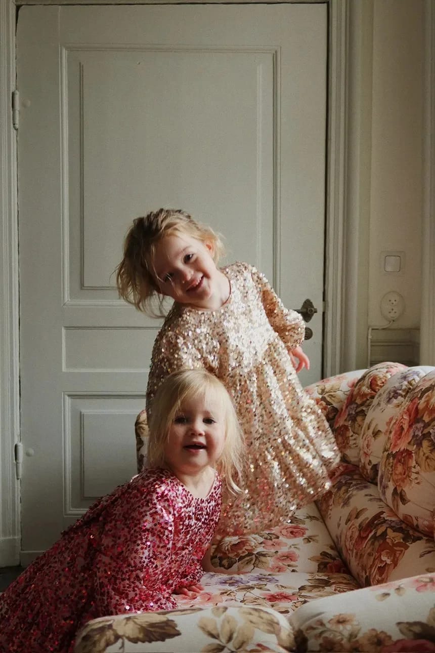 LILA SEQUINS BOW DRESS детское платье - фото 7