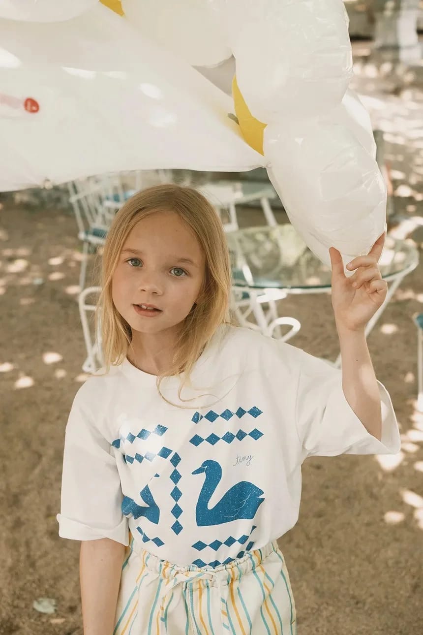 Детская хлопковая футболка SWANS DIAMONDS GRAPHIC TEE