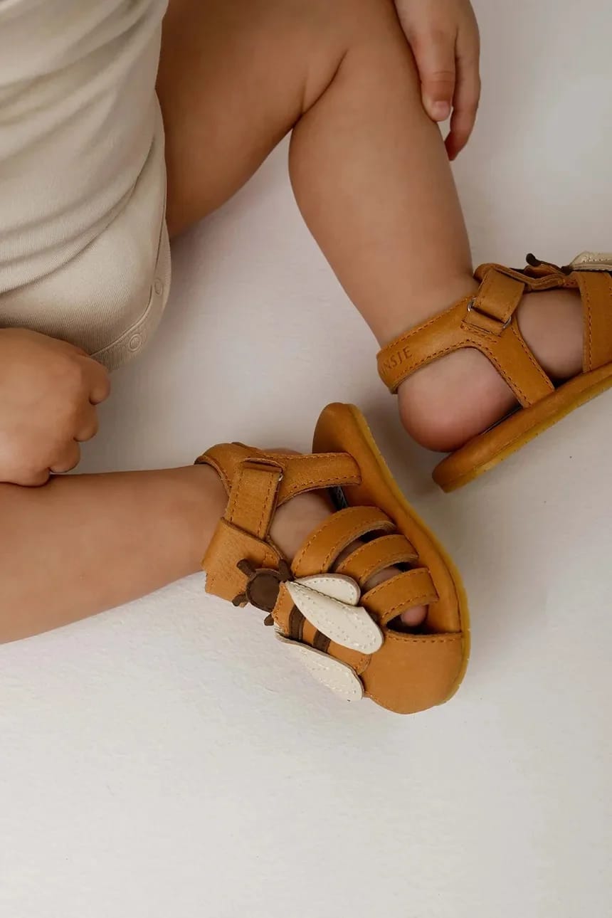 Duni Sky Sandals Детские кожаные сандалии Bee